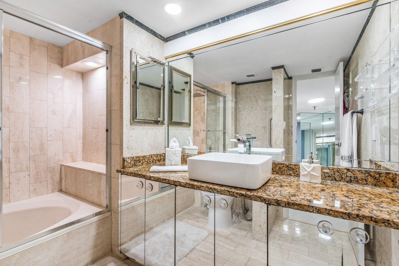 5200 N Ocean Drive 102