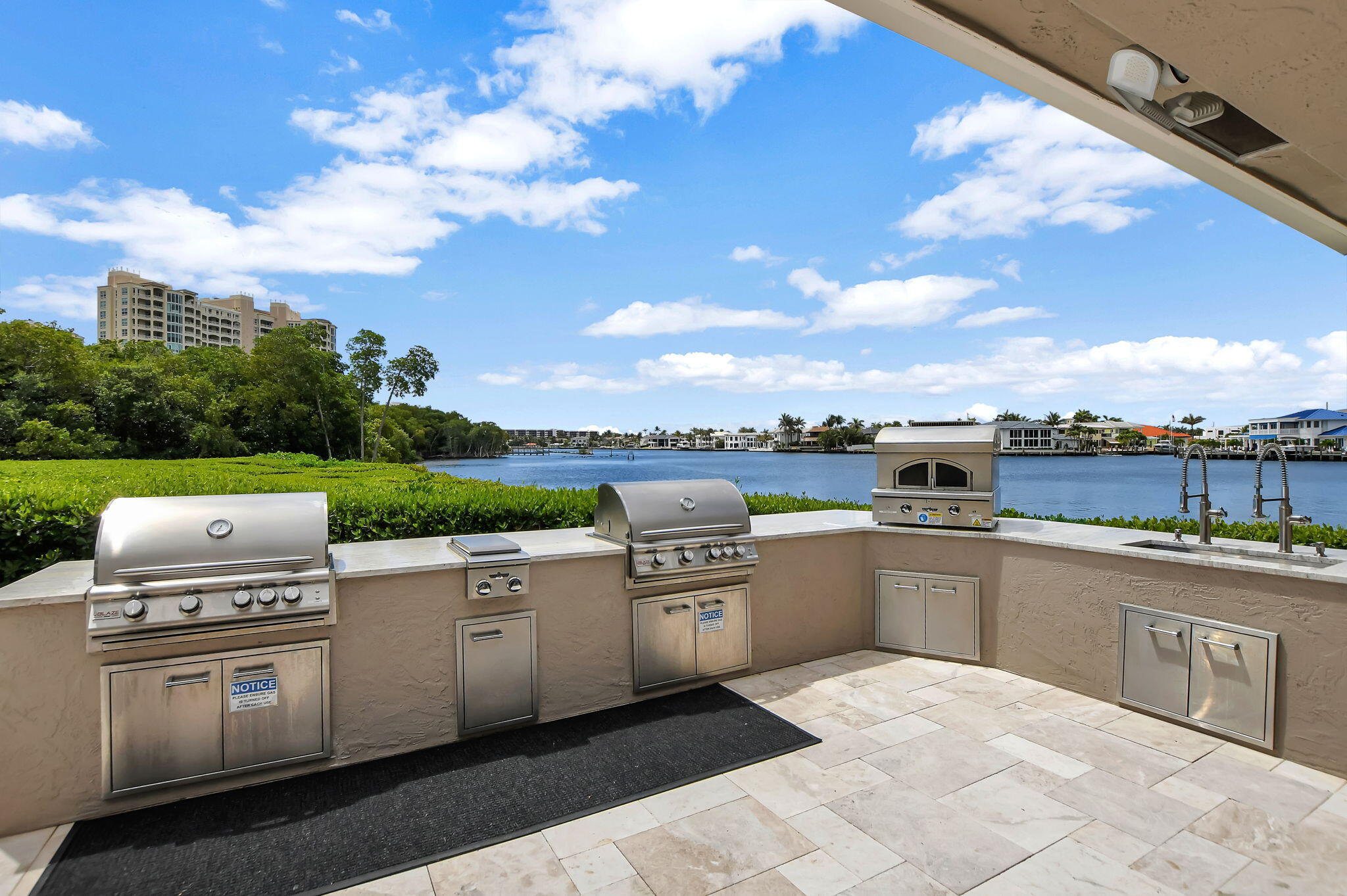 3594 S Ocean Boulevard 302
