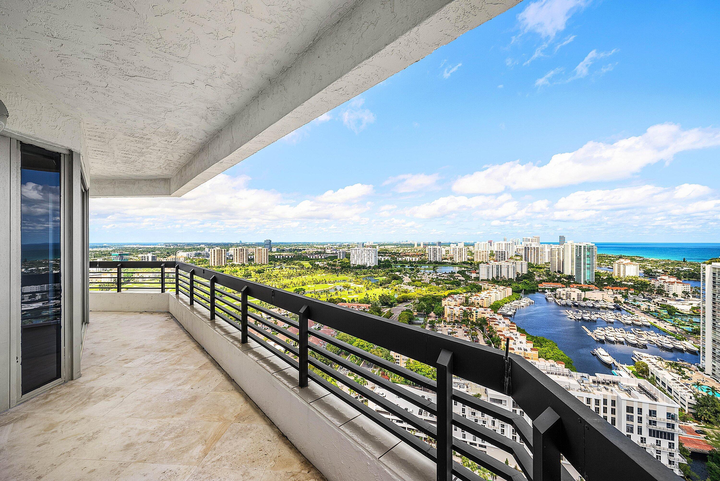 3500 Mystic Pointe Drive
