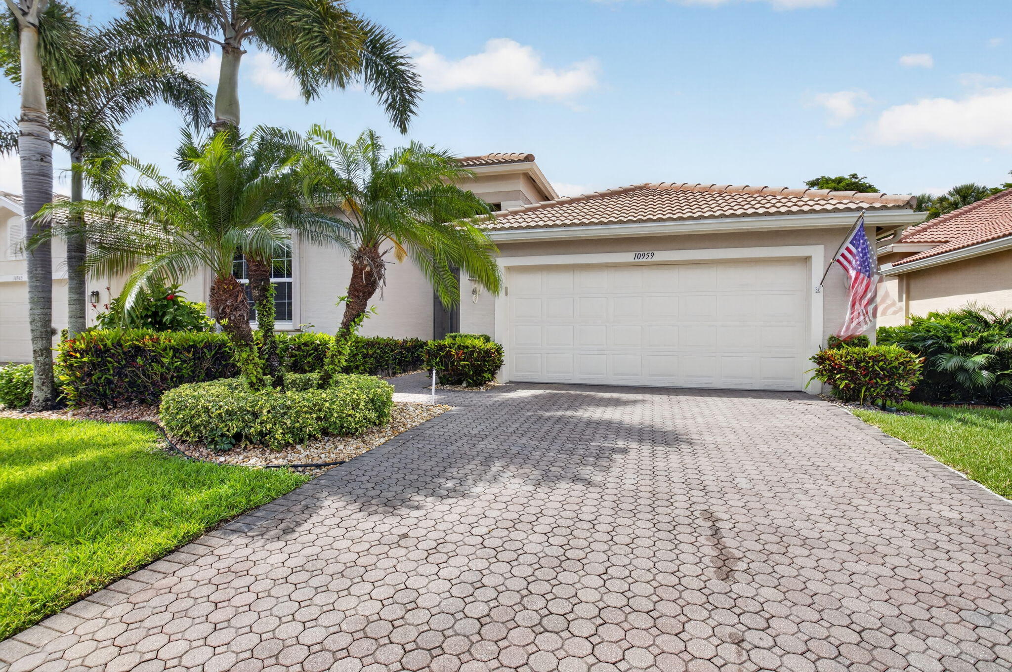 10959 Carmelcove Circle