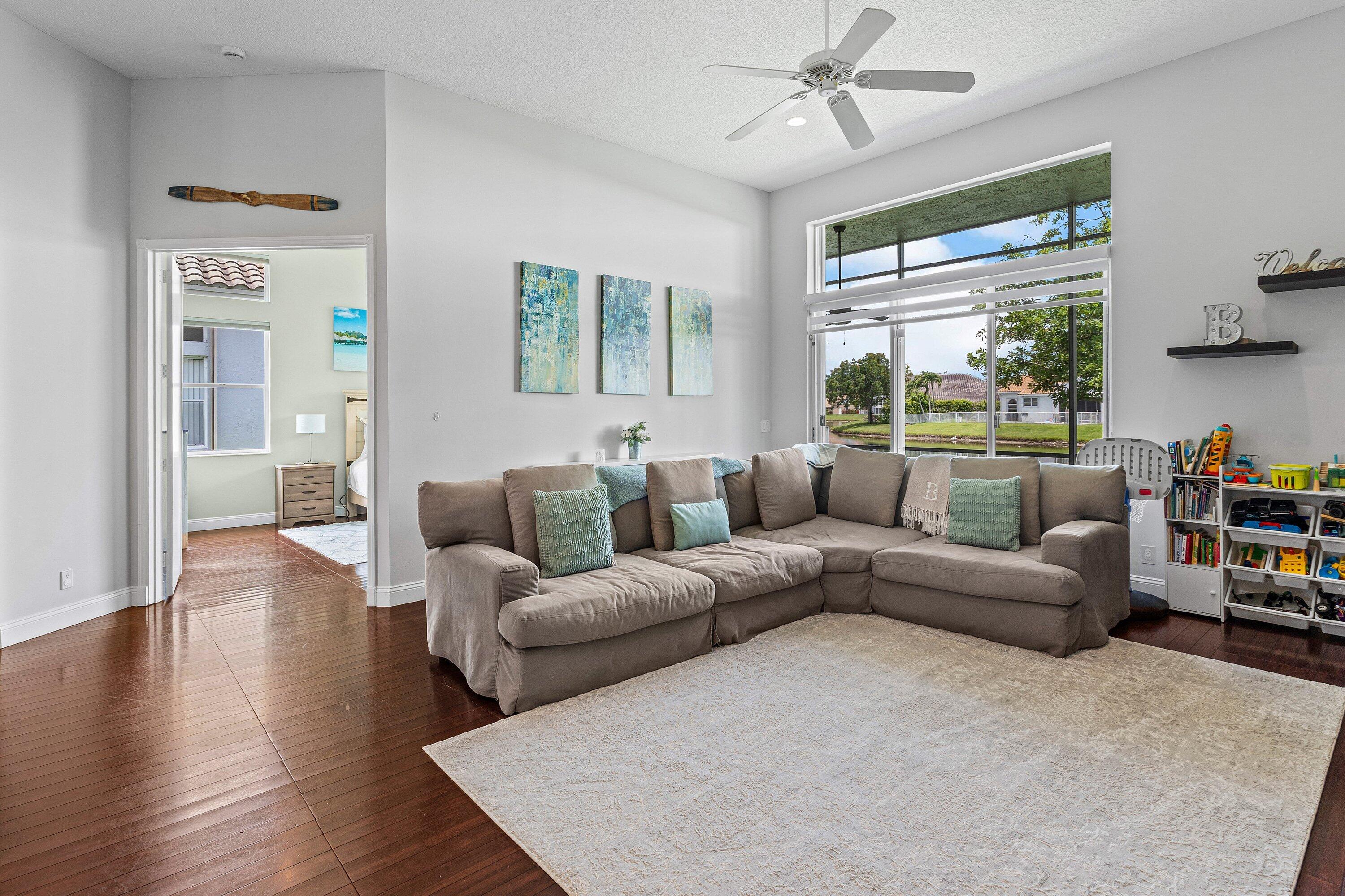10767 Tea Olive Lane