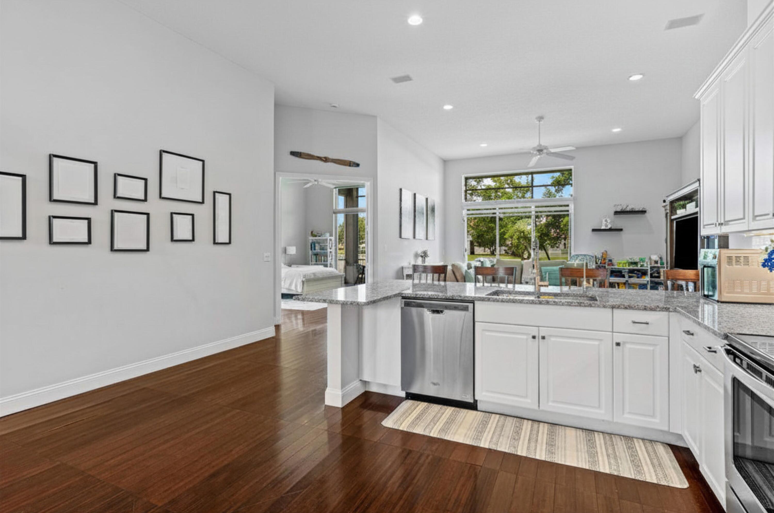 10767 Tea Olive Lane