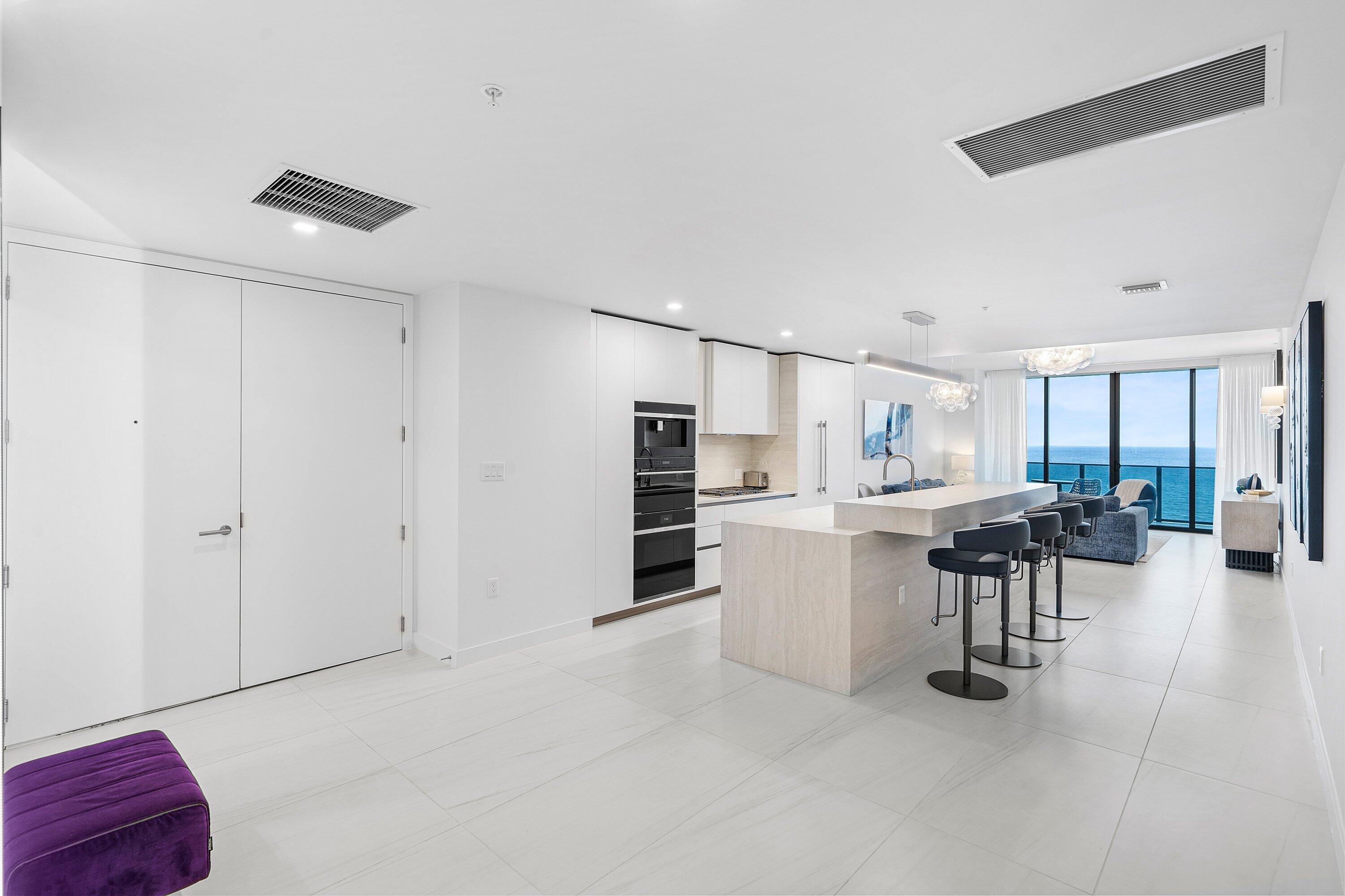 900 N Ocean Boulevard 1504