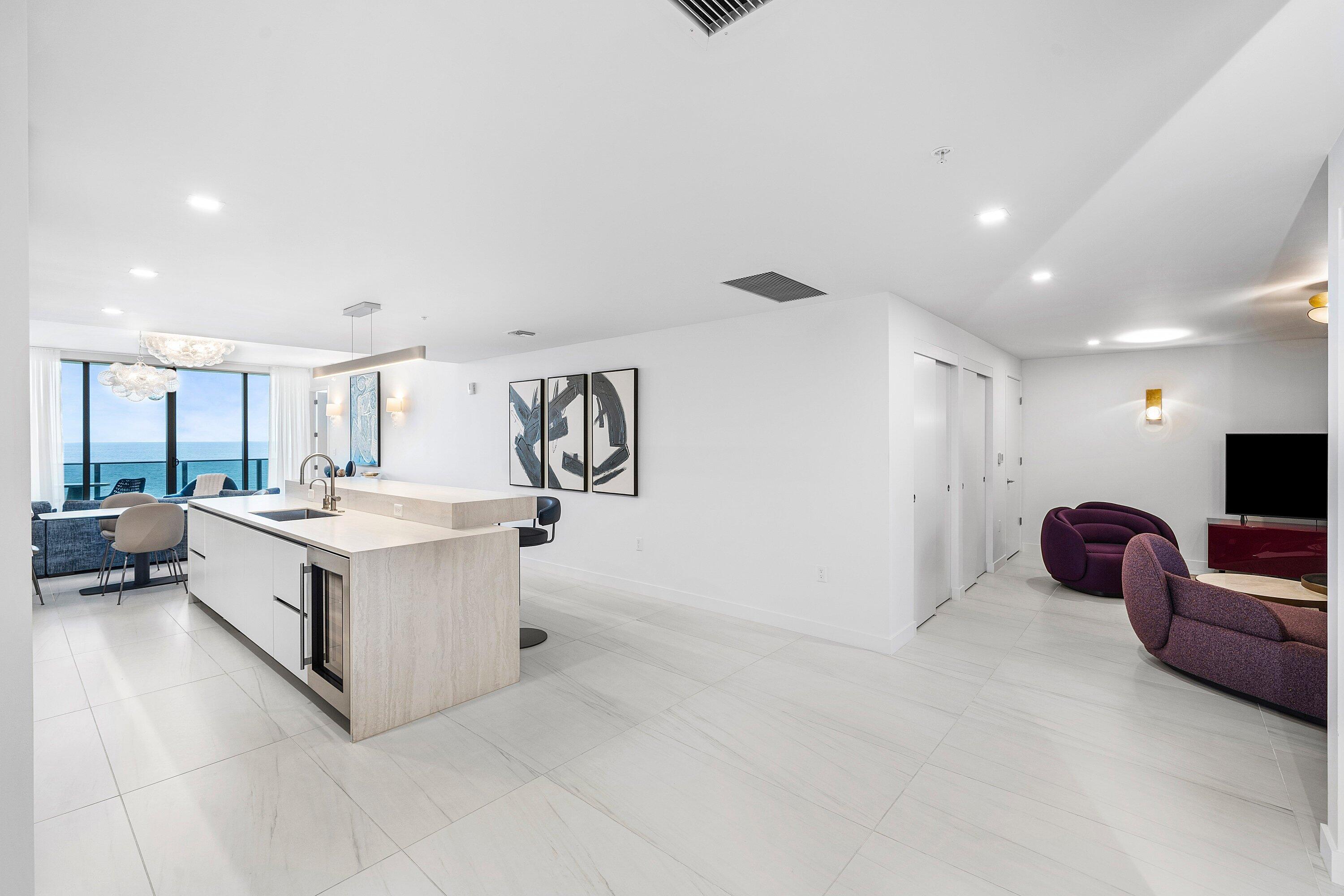 900 N Ocean Boulevard 1504