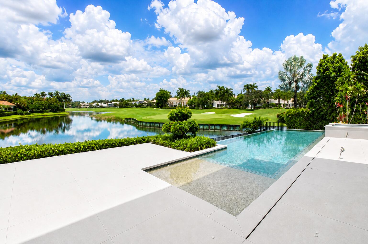 6960 Lake Estates Court