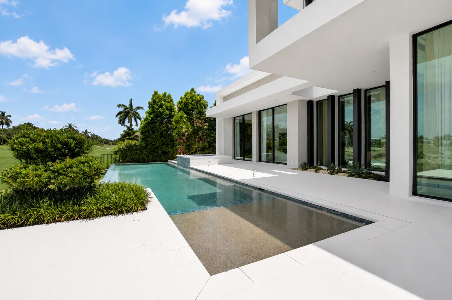6960 Lake Estates Court