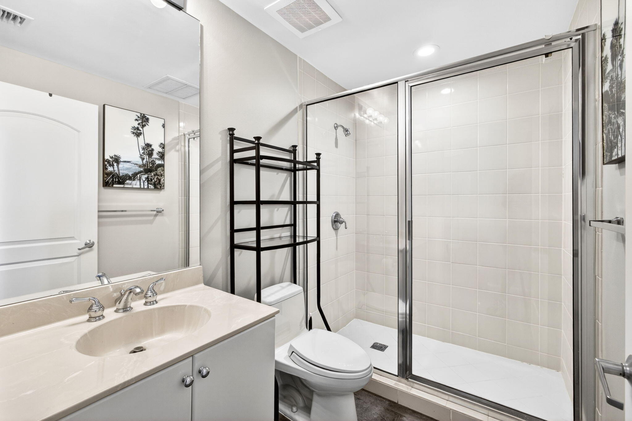 801 S Olive Avenue 614