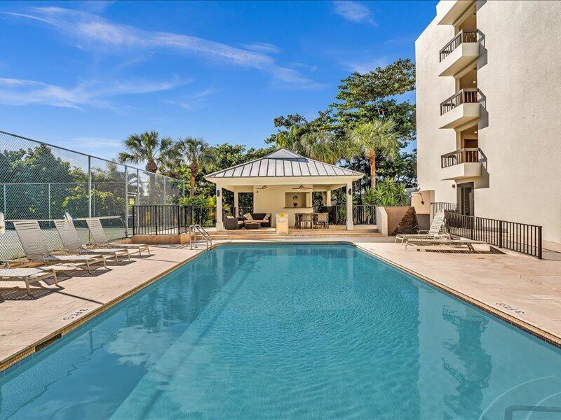 277 N Ocean Boulevard