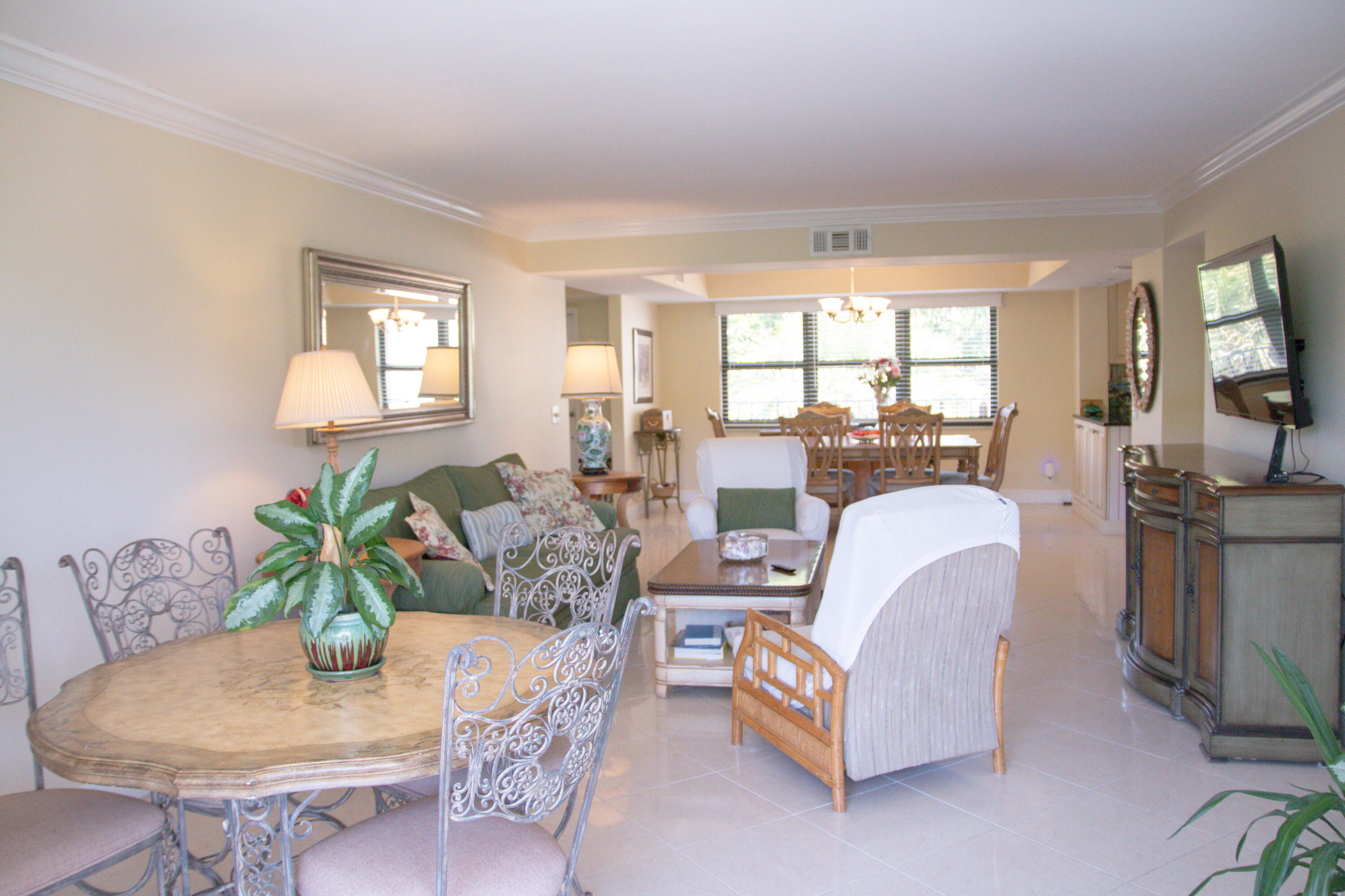 277 N Ocean Boulevard
