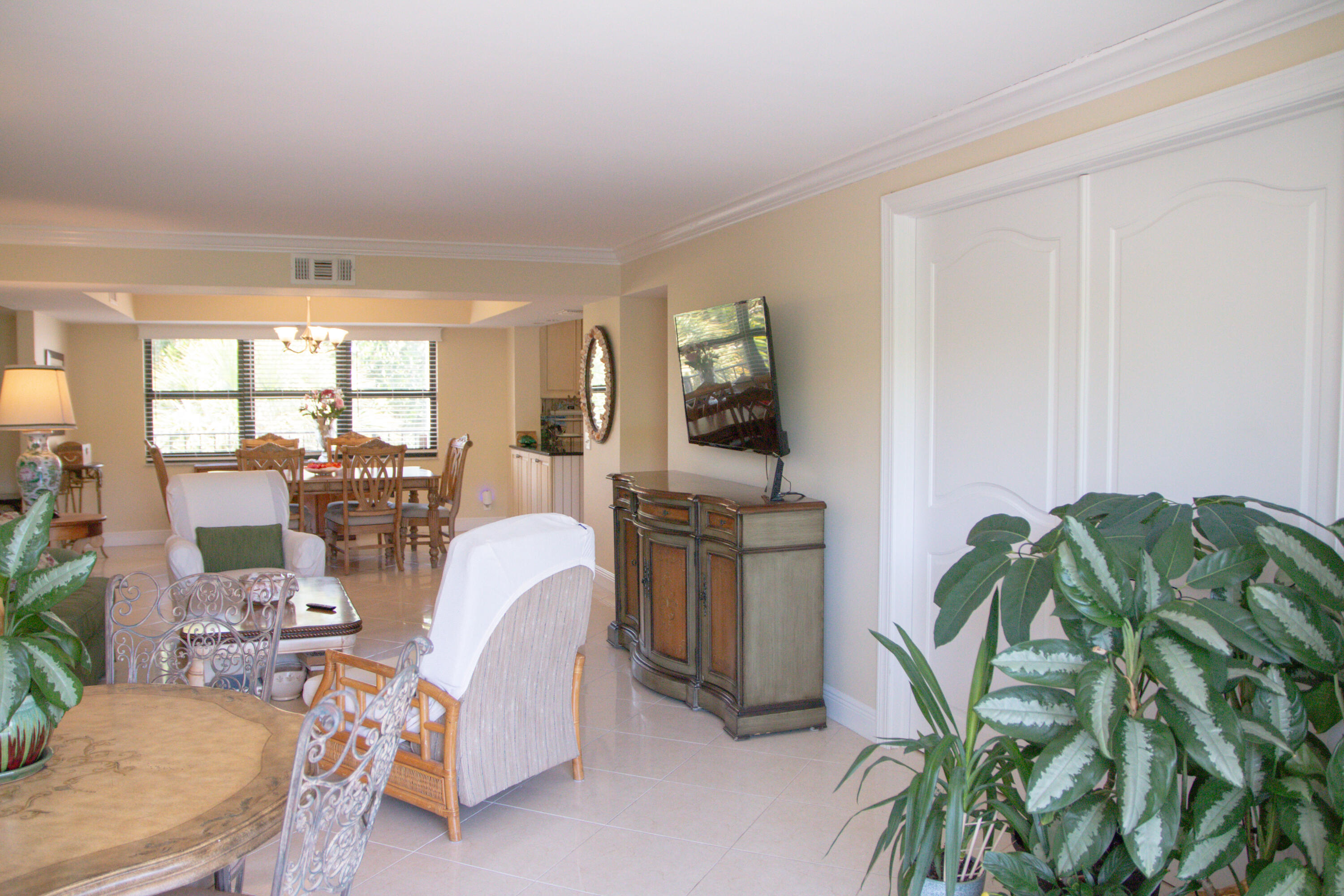 277 N Ocean Boulevard