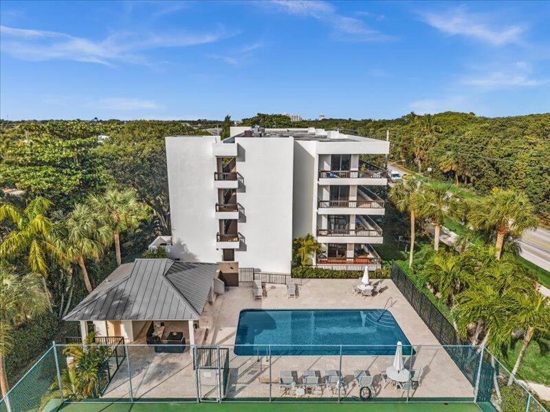 277 N Ocean Boulevard