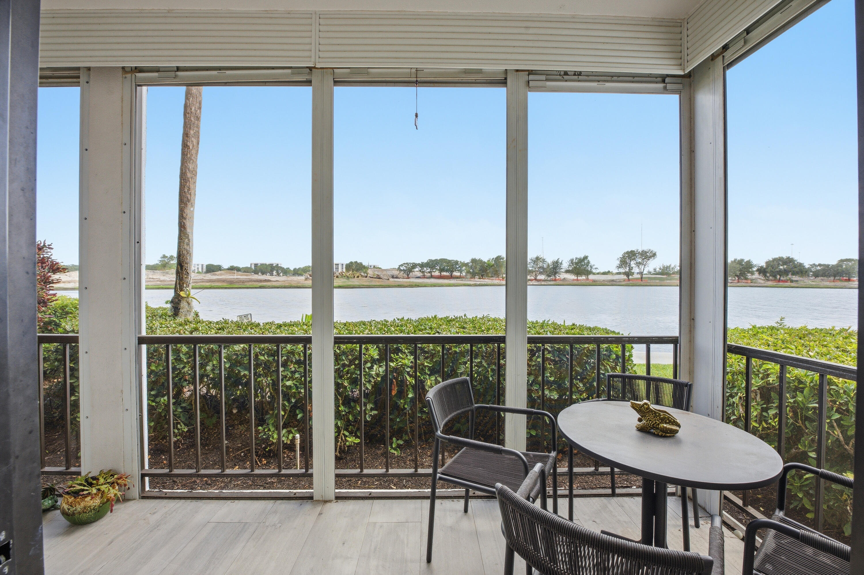 7768 Lakeside Boulevard 515