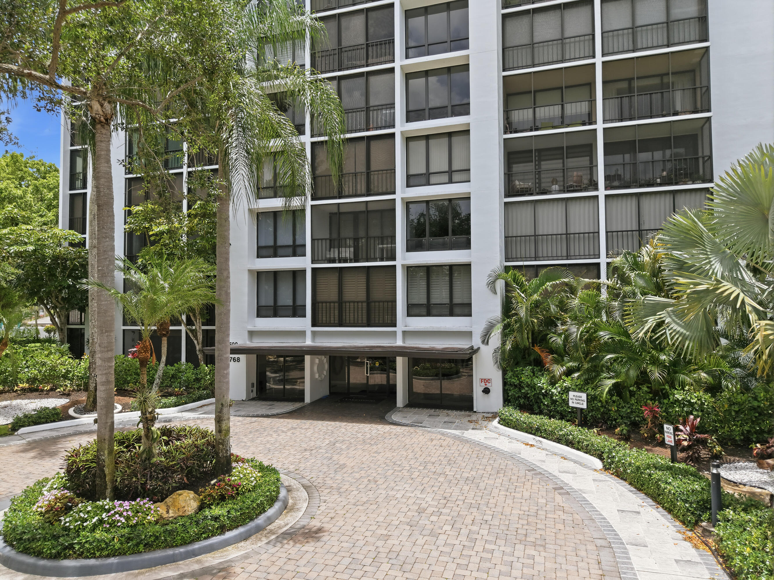 7768 Lakeside Boulevard 515