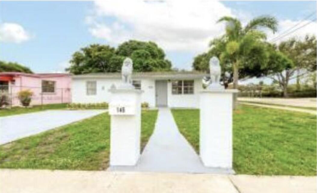 145 SW 13th Avenue