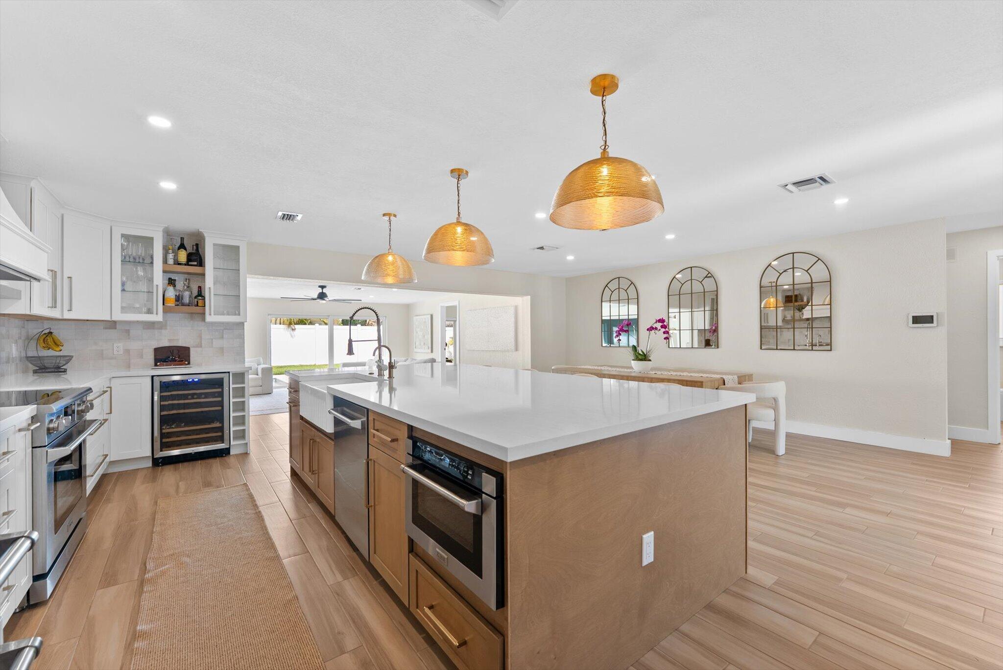 1289 SW 7th Street