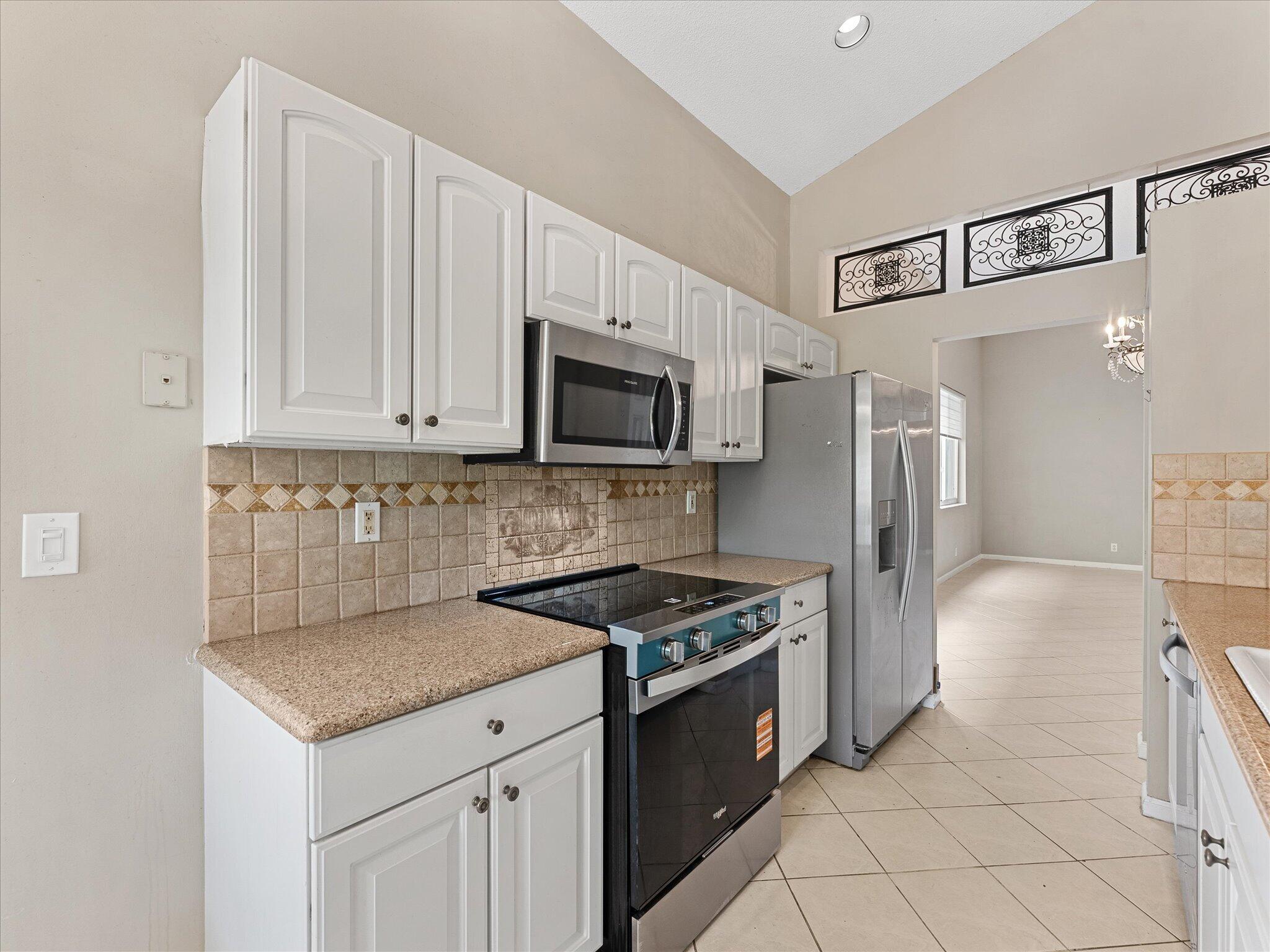 6505 Sandpiper Drive
