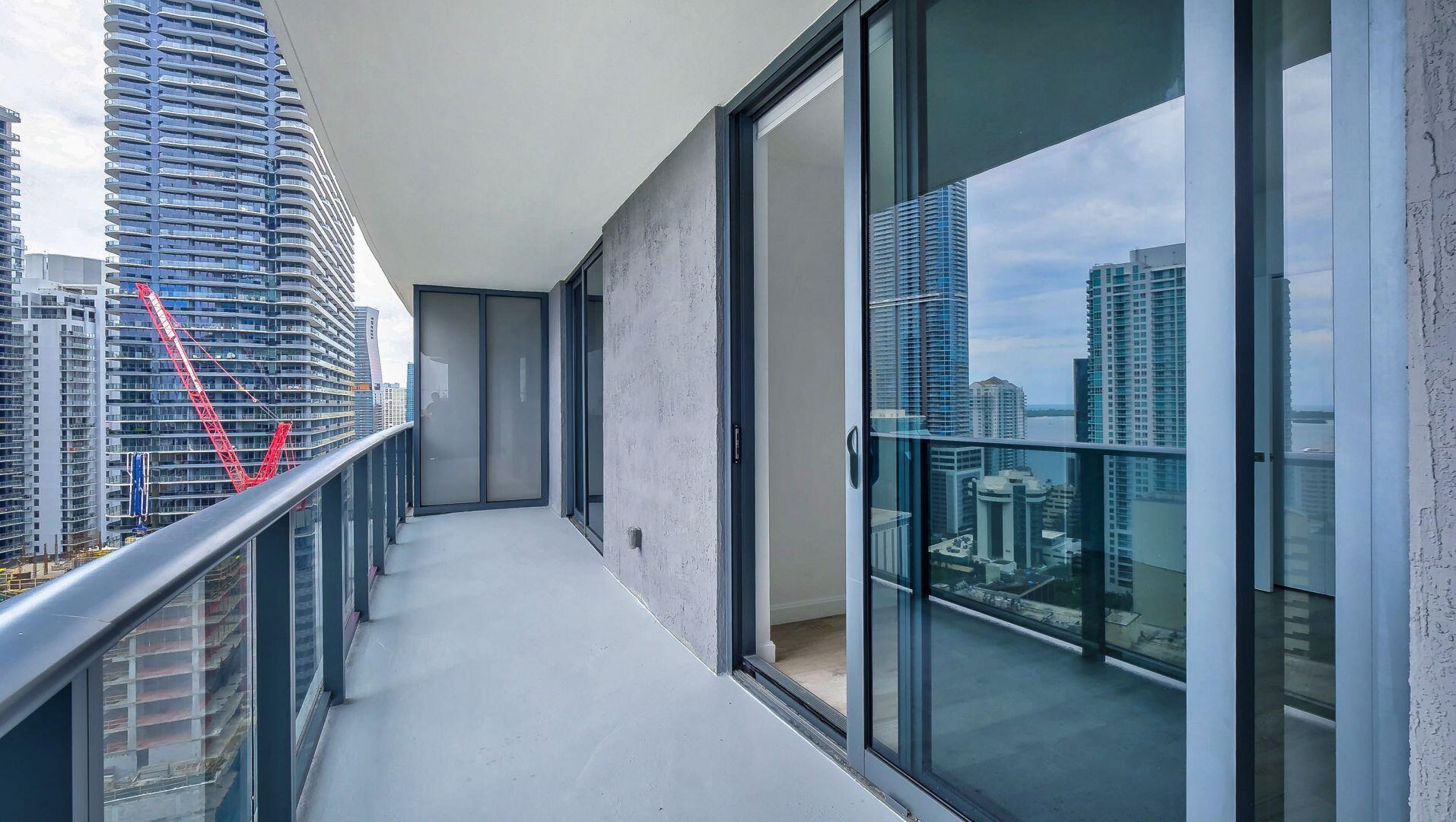 45 SW 9th Street 2502