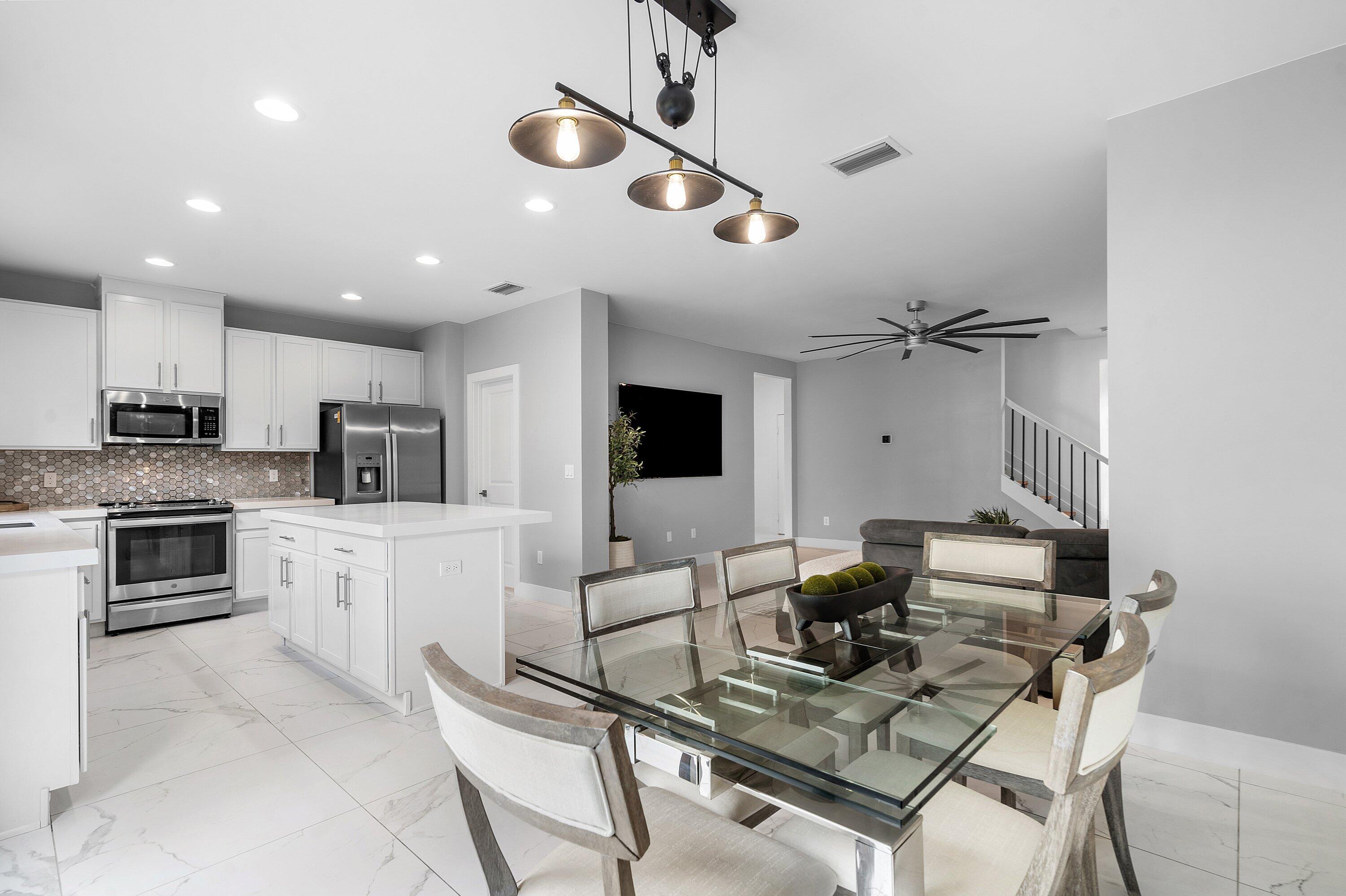 4455 E Aqua Bella Lane