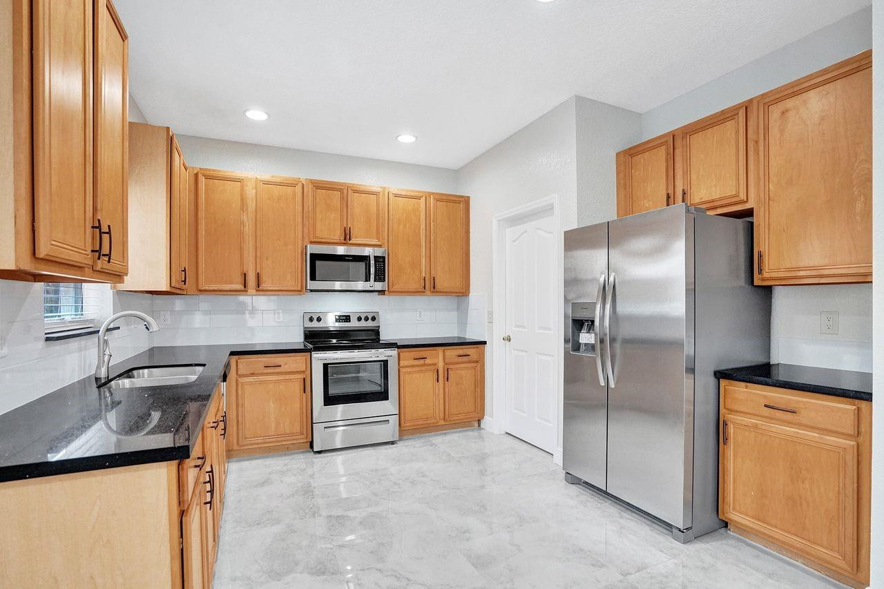 12645 NW 8th Court