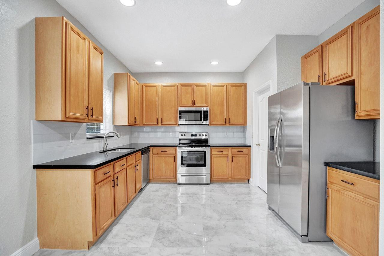 12645 NW 8th Court