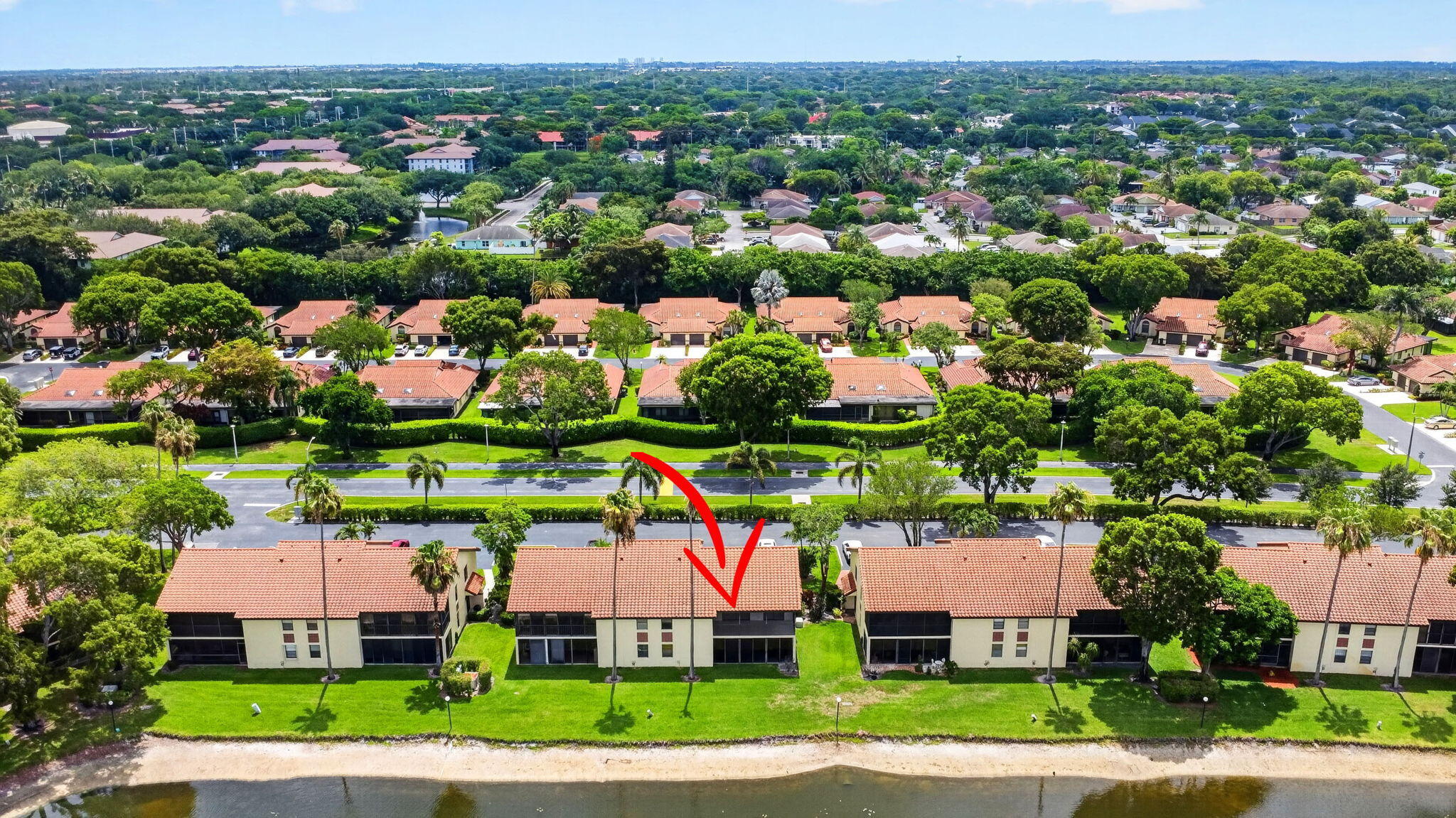 10231 N Circle Lake Drive 201