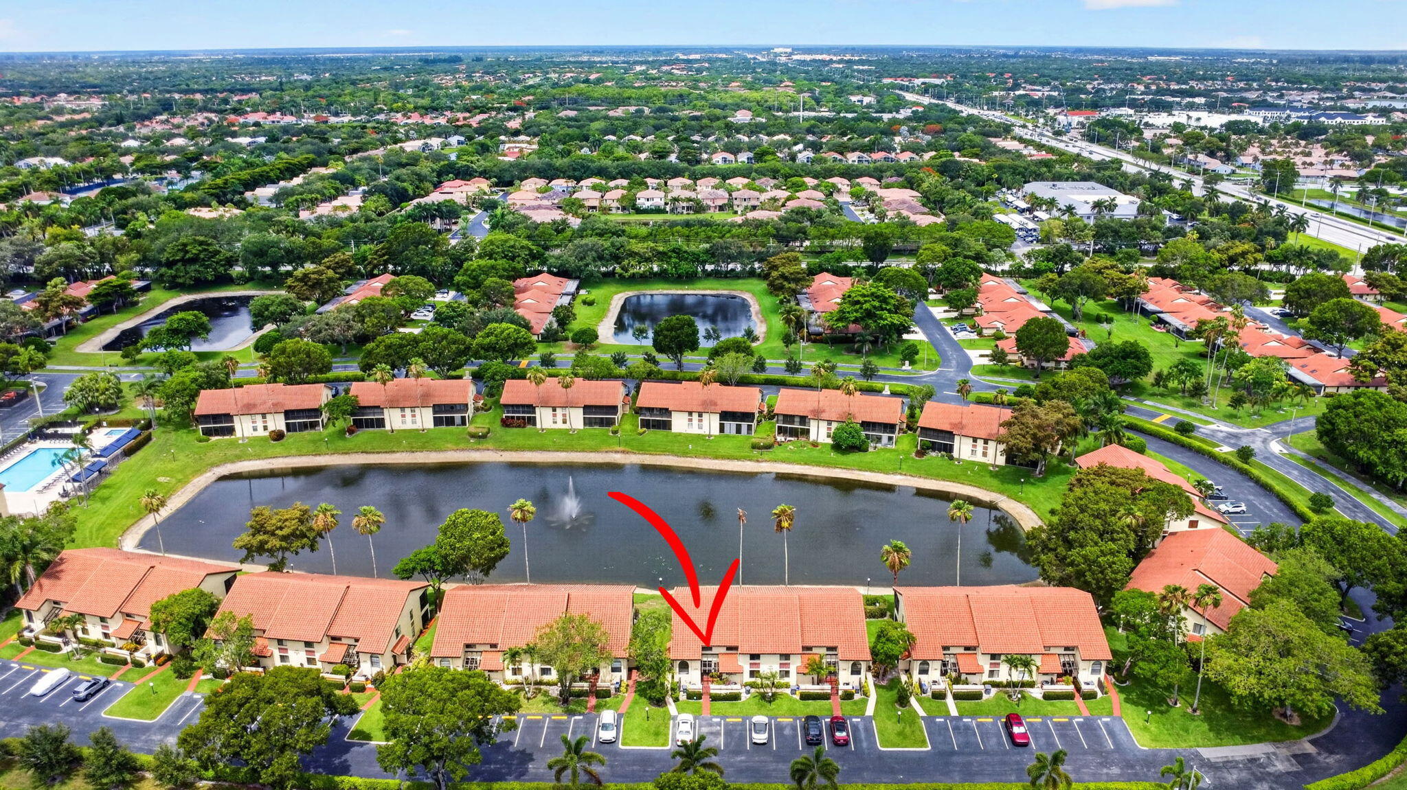10231 N Circle Lake Drive 201