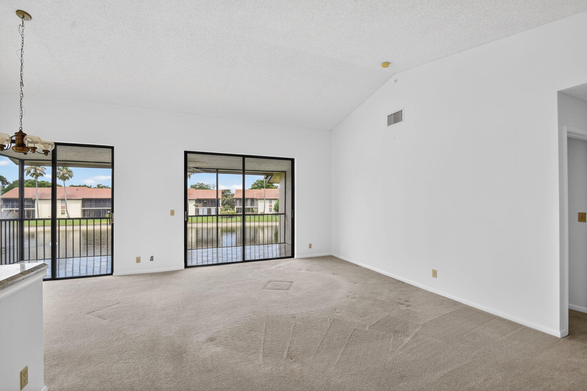 10231 N Circle Lake Drive 201