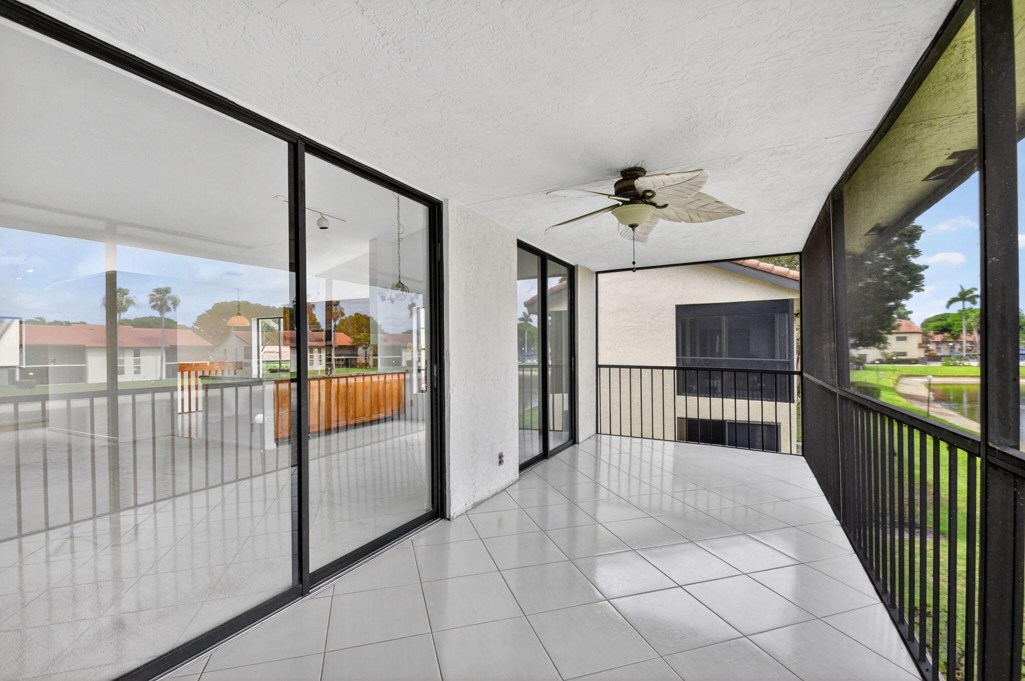 10231 N Circle Lake Drive 201