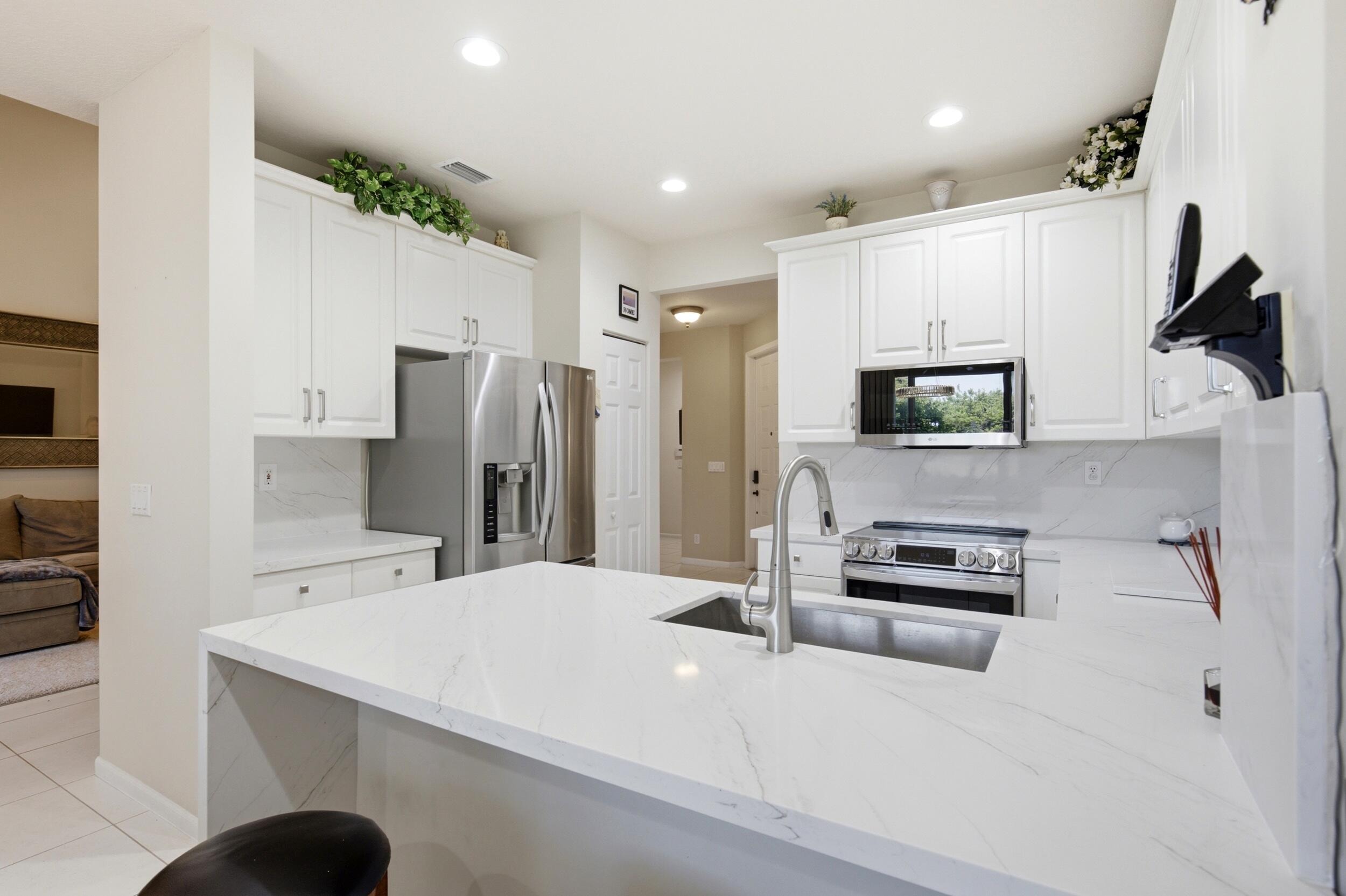 5616 NW 127th Terrace