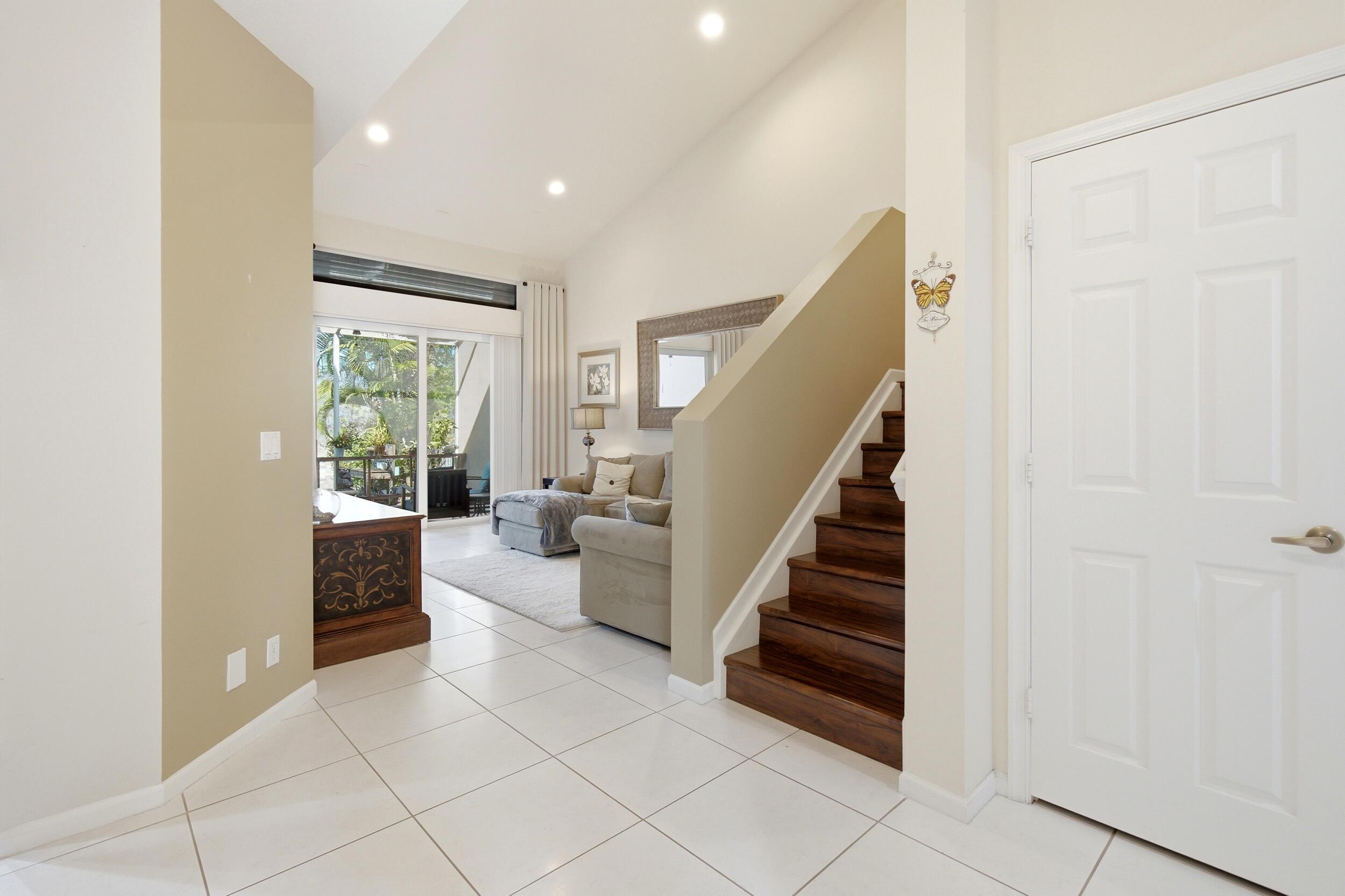 5616 NW 127th Terrace