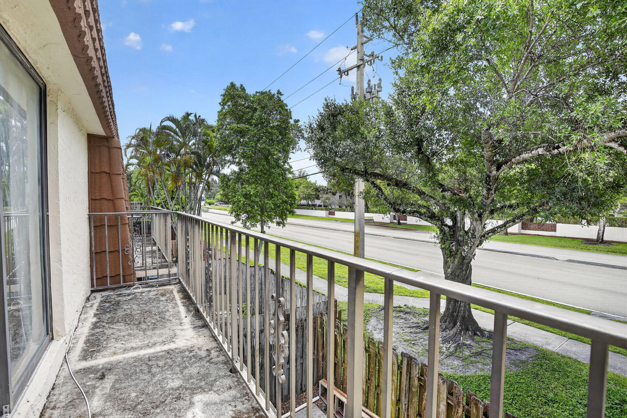 11556 NW 1st Street