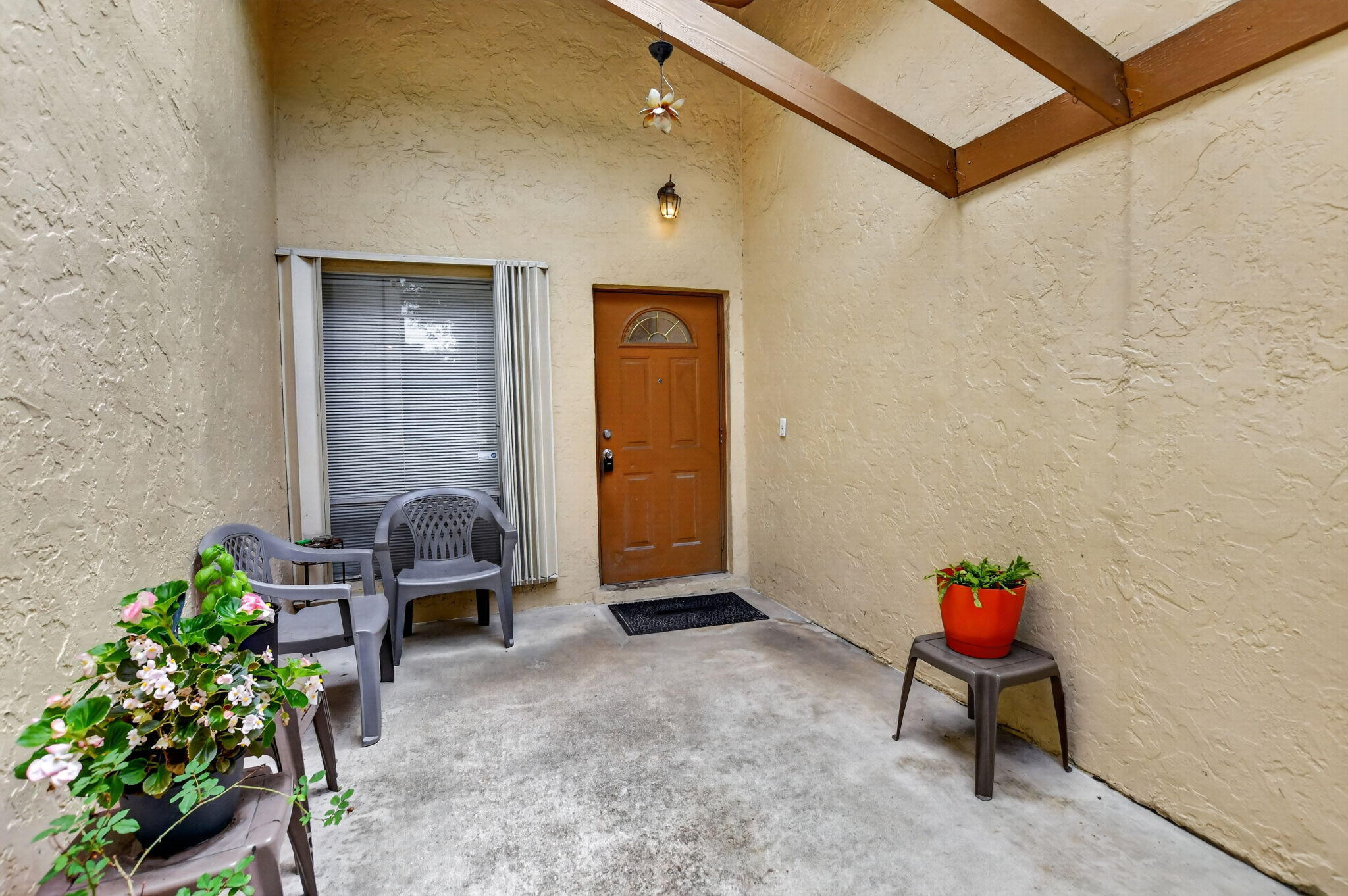 3857 NW 1st Place