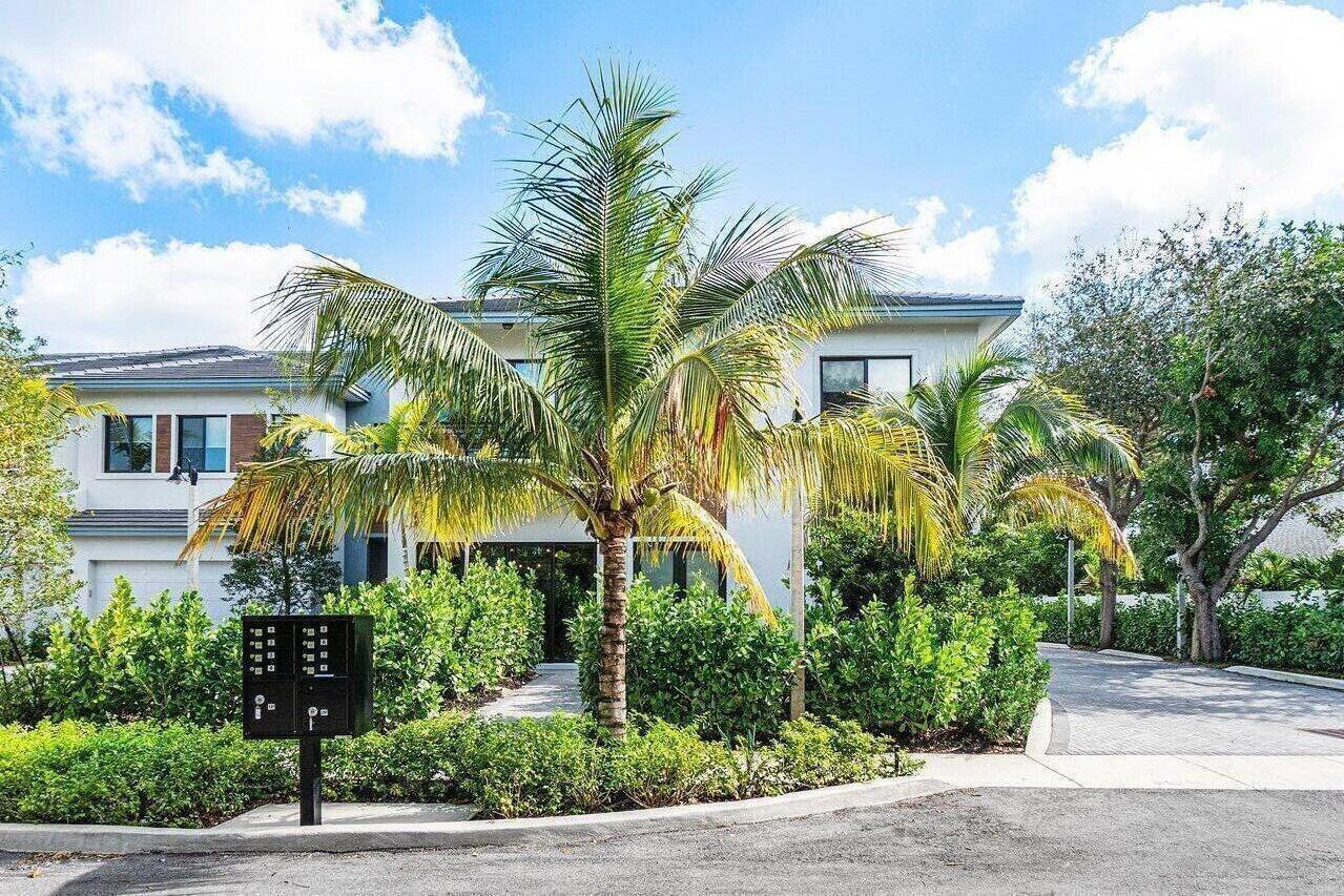 2211 Florida Boulevard A