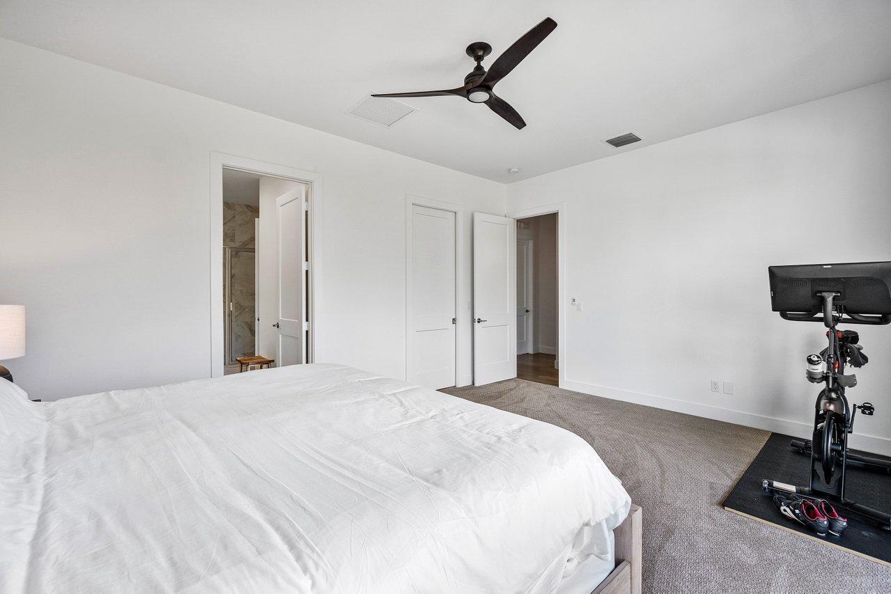 2211 Florida Boulevard A