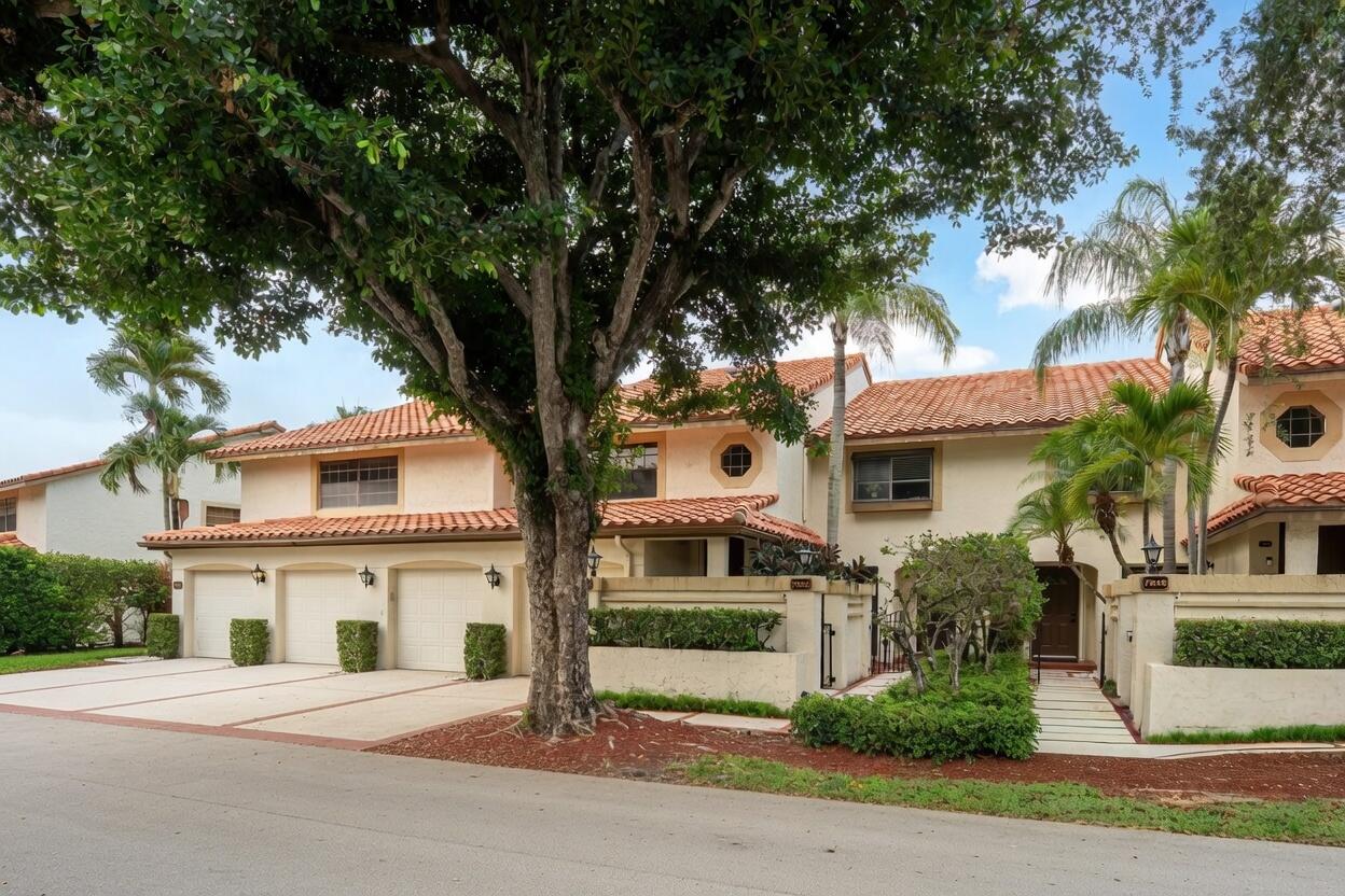 7942 La Mirada Drive
