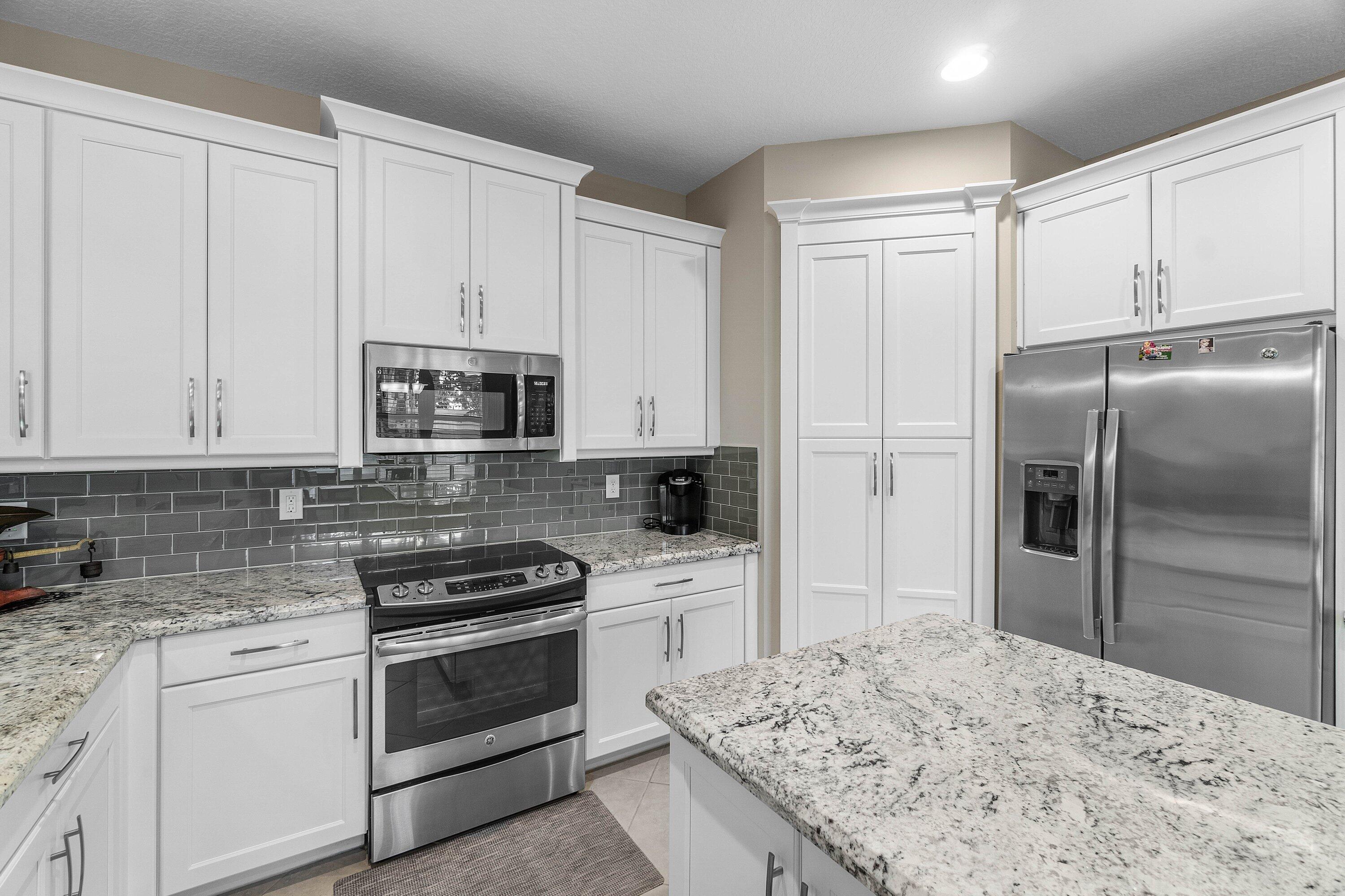 8109 Snowflake Obsidian Trail