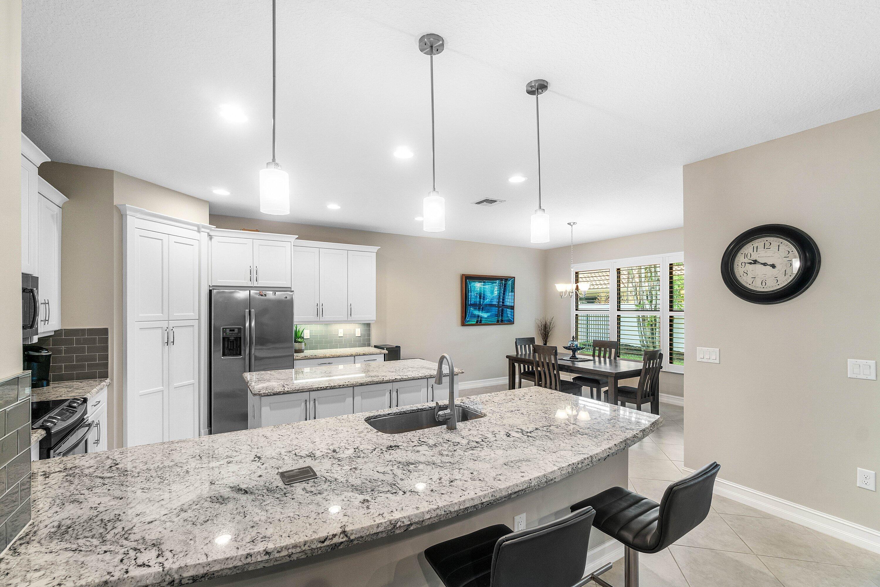 8109 Snowflake Obsidian Trail
