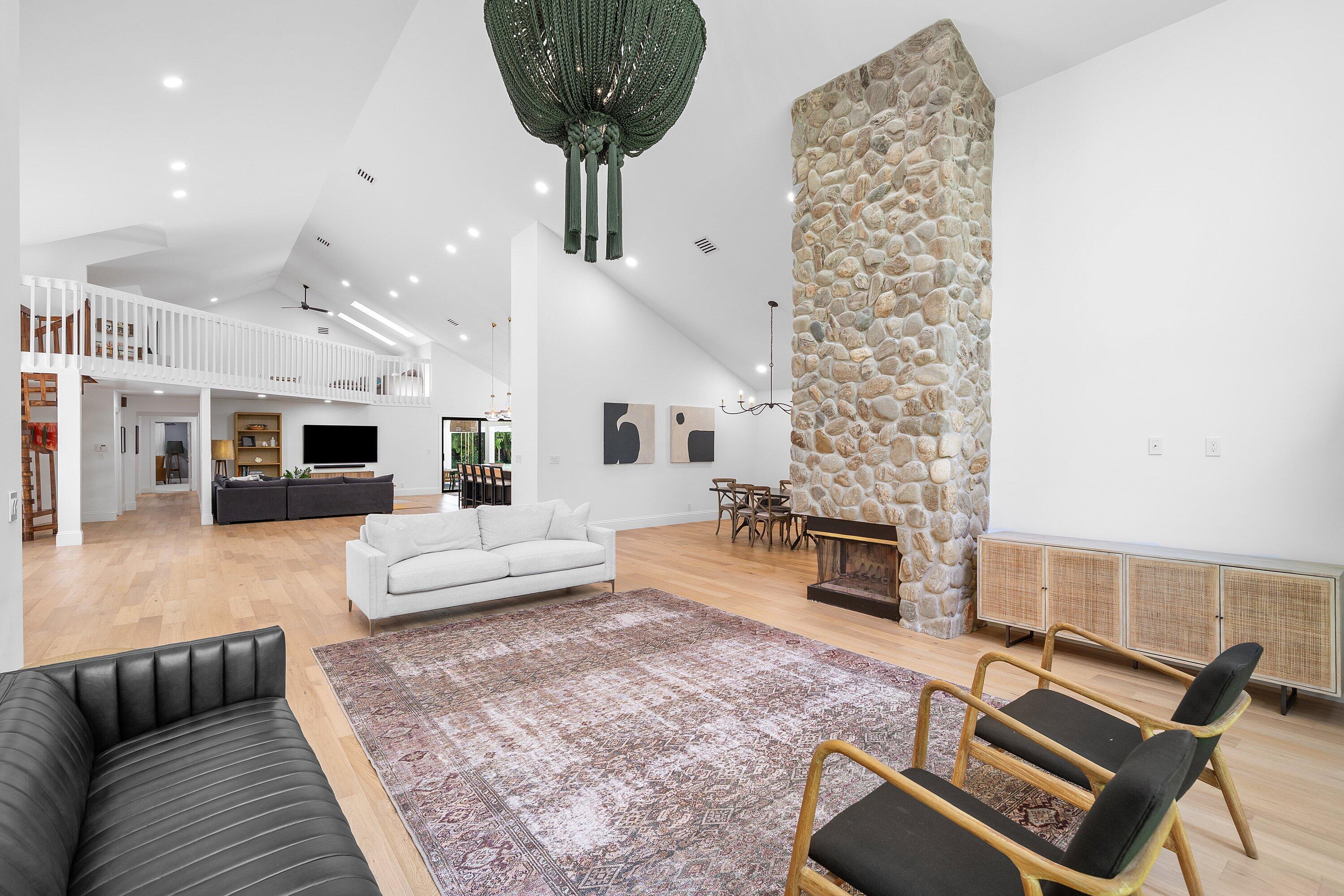 3235 Hyde Circle
