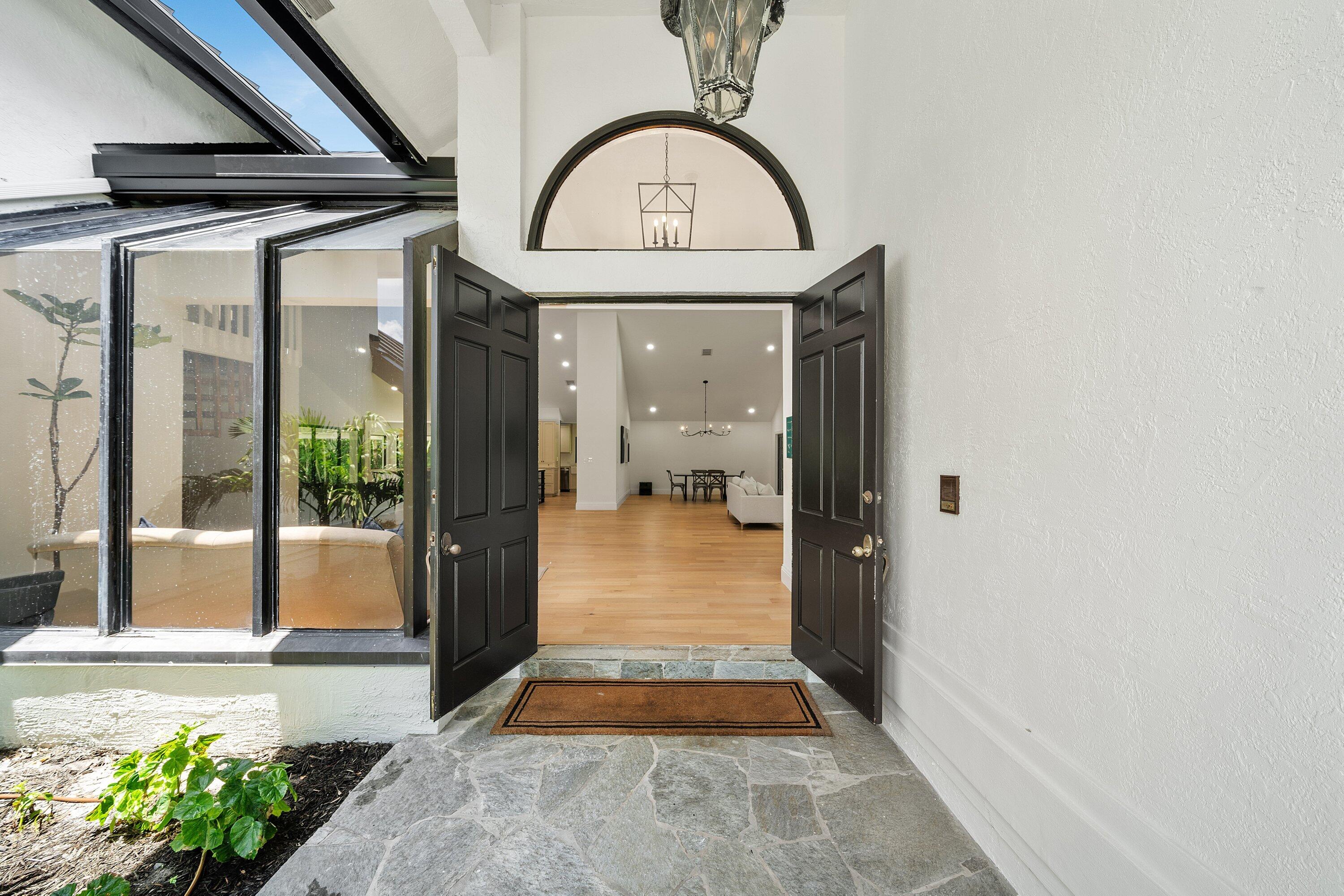 3235 Hyde Circle