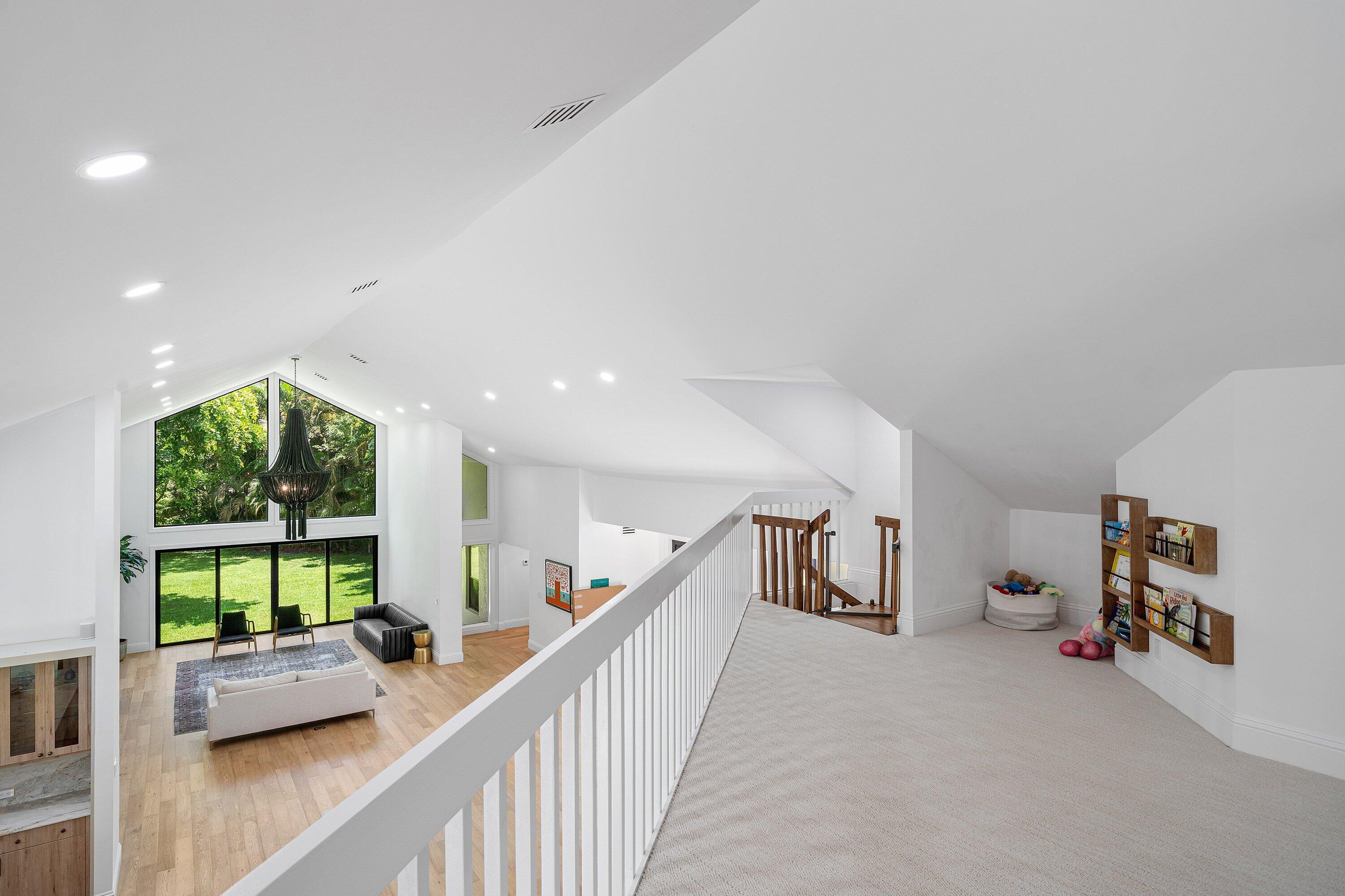 3235 Hyde Circle