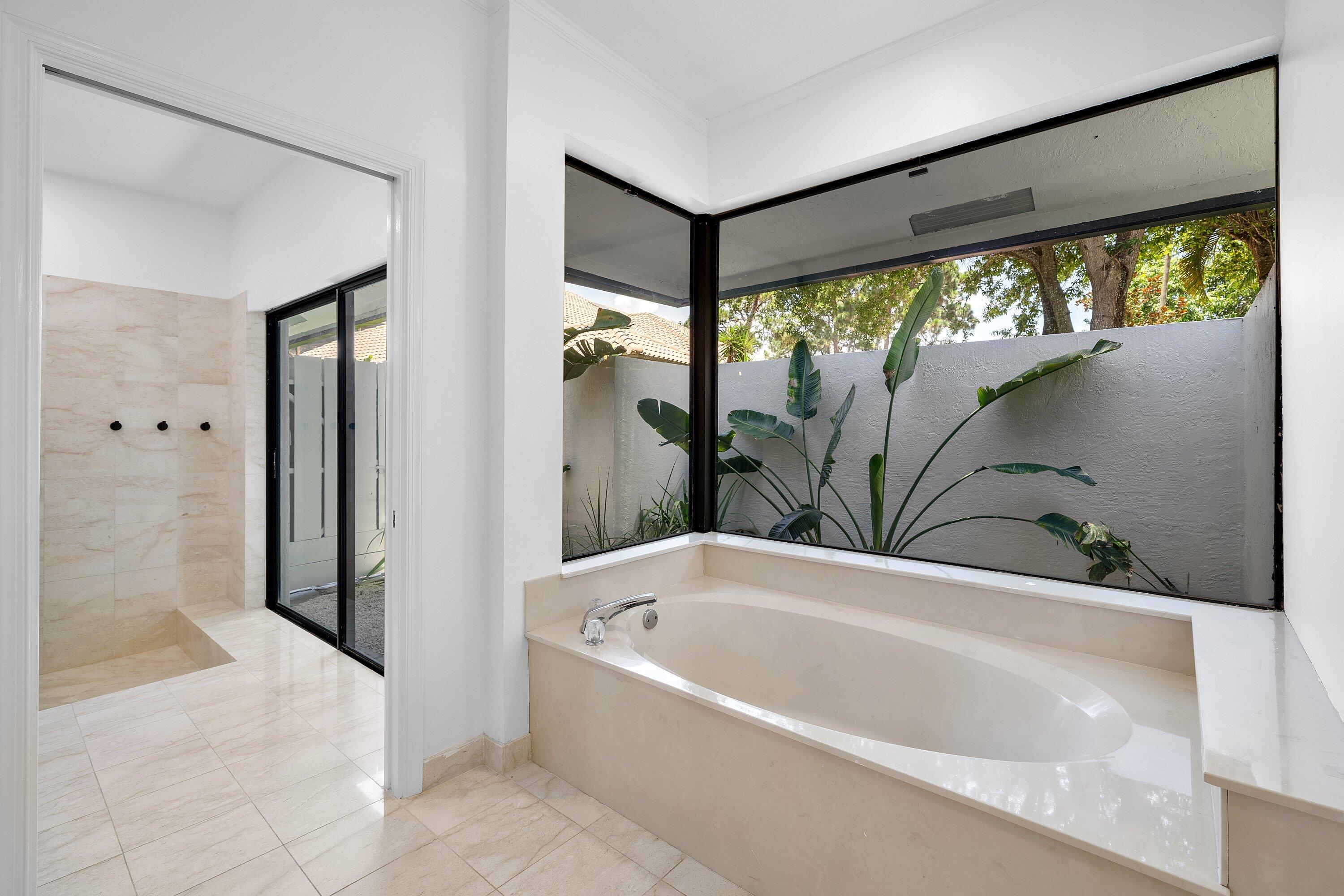 3235 Hyde Circle