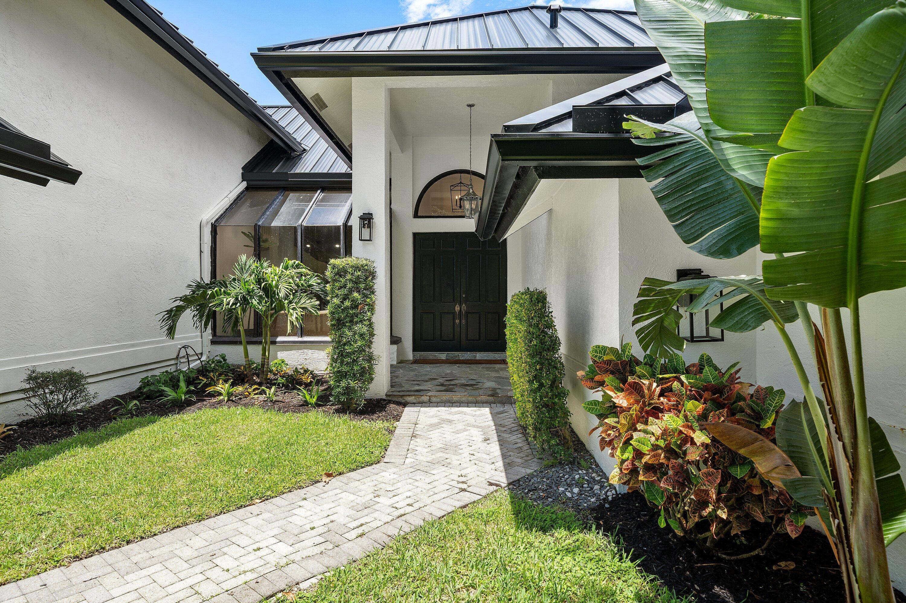 3235 Hyde Circle