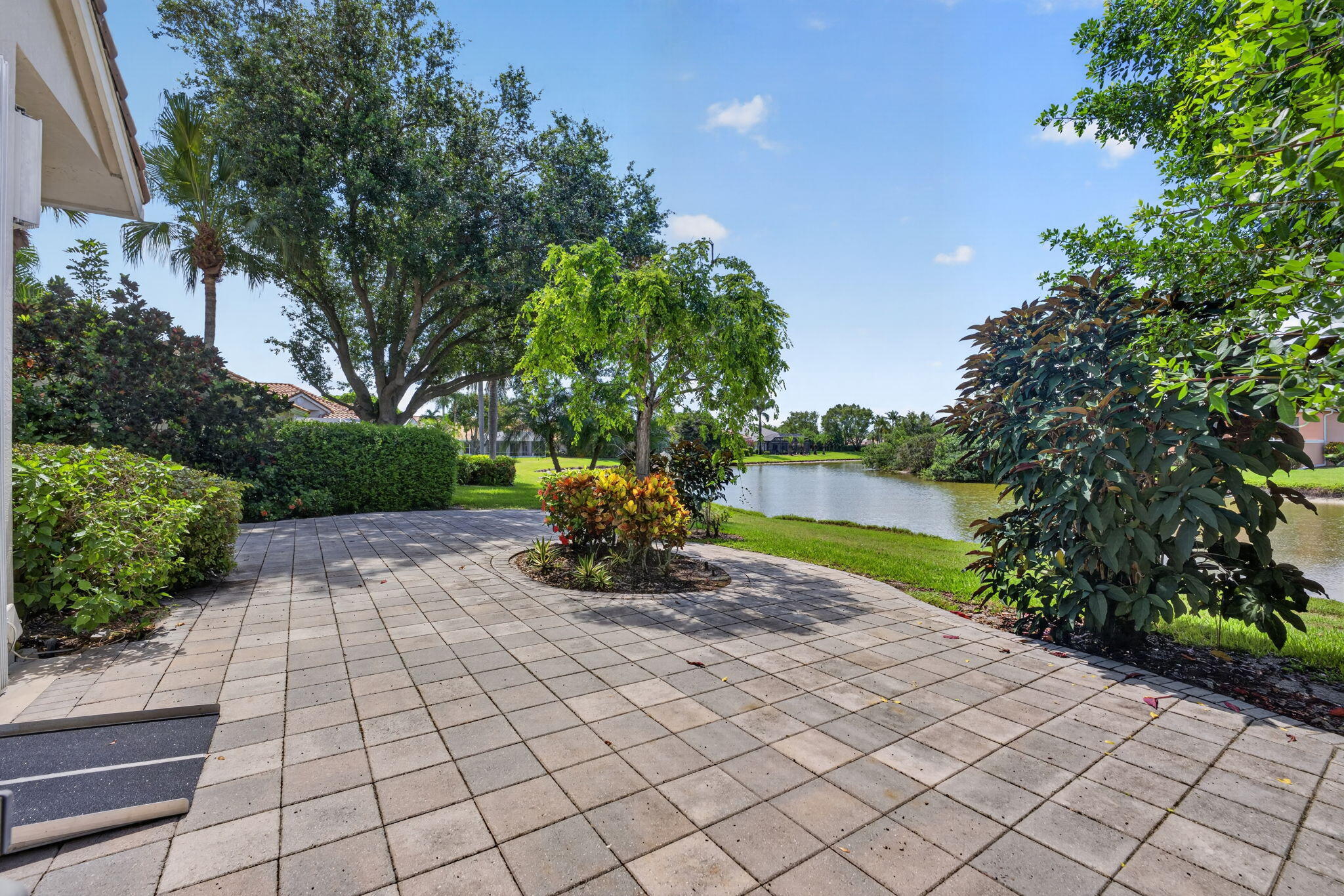 7622 Northport Drive