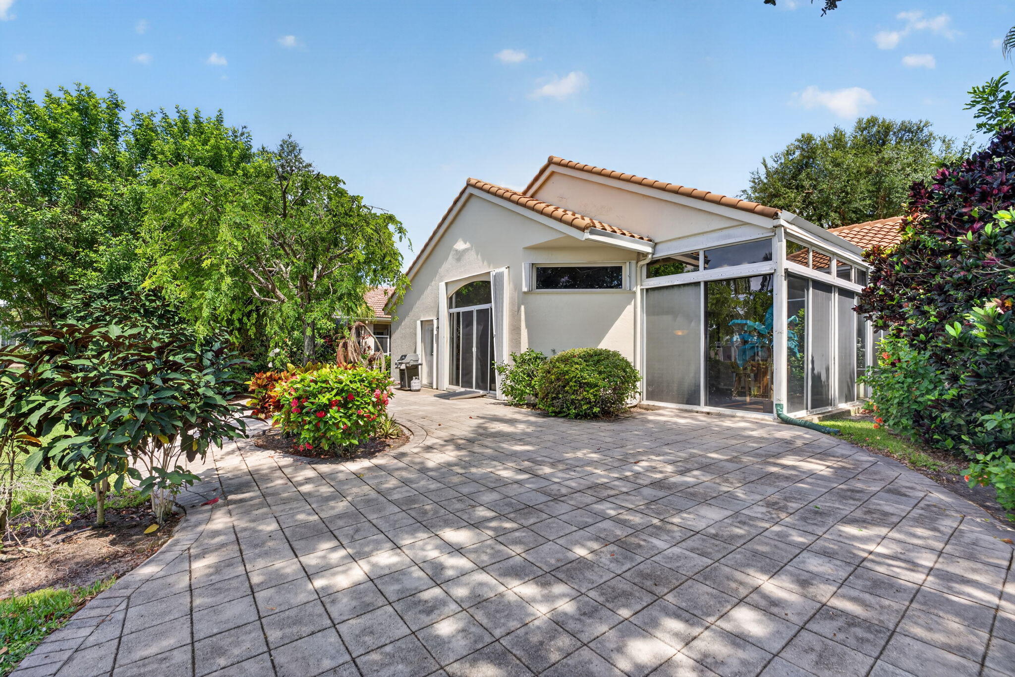 7622 Northport Drive