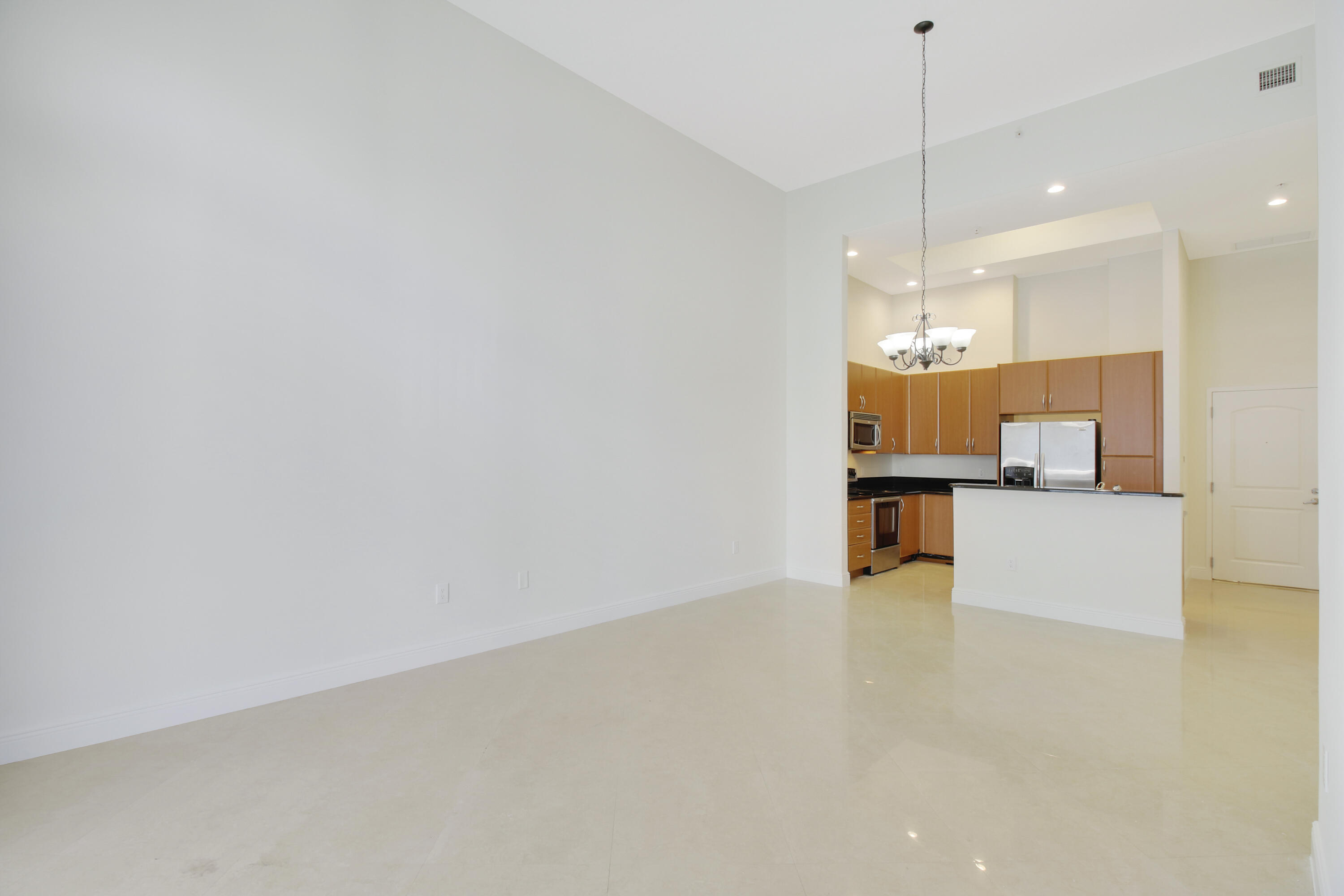 701 S Olive Avenue 316