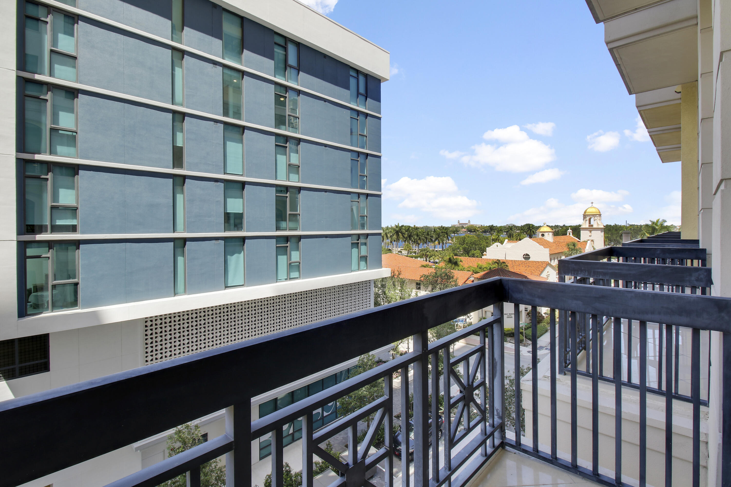 701 S Olive Avenue 316