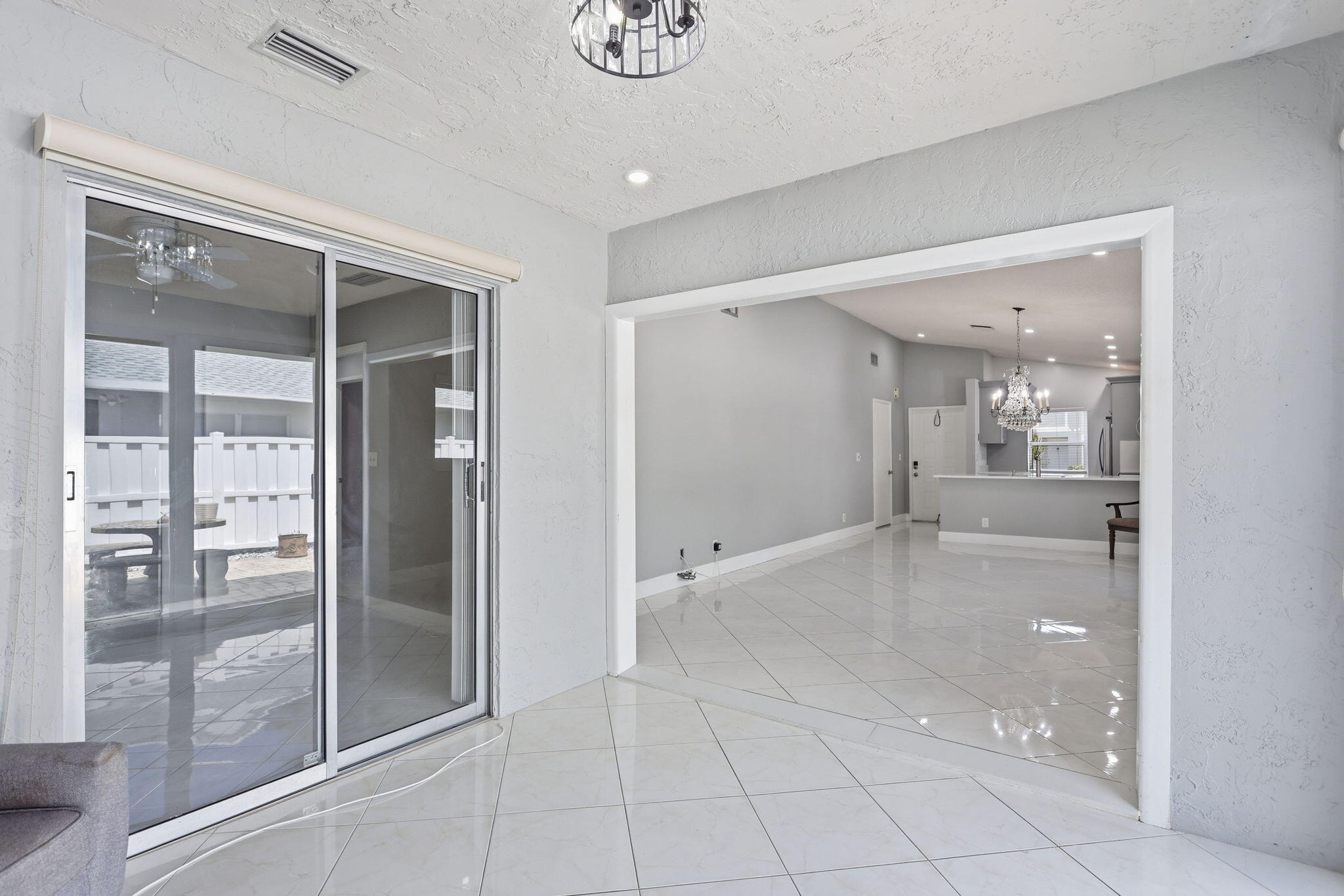 8621 Jasmine Way
