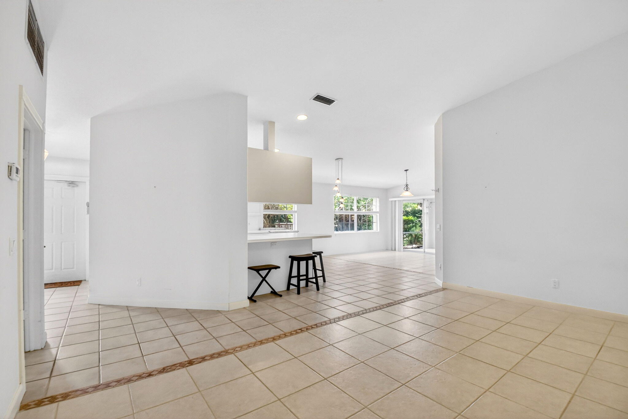2774 Livingston Lane