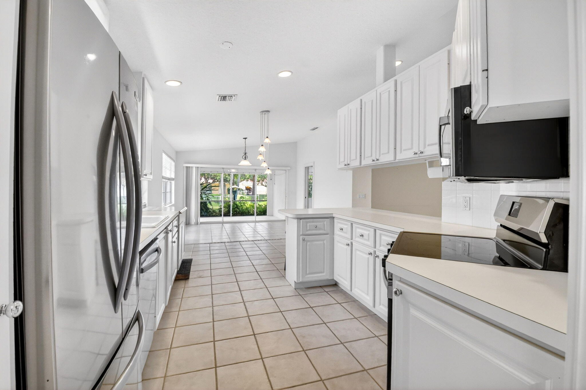 2774 Livingston Lane