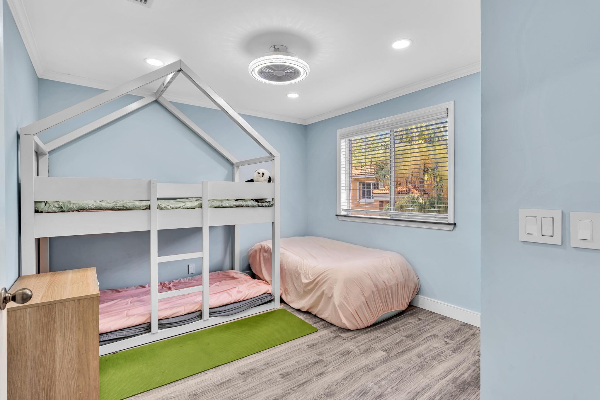11251 Lakeview Drive 21-f